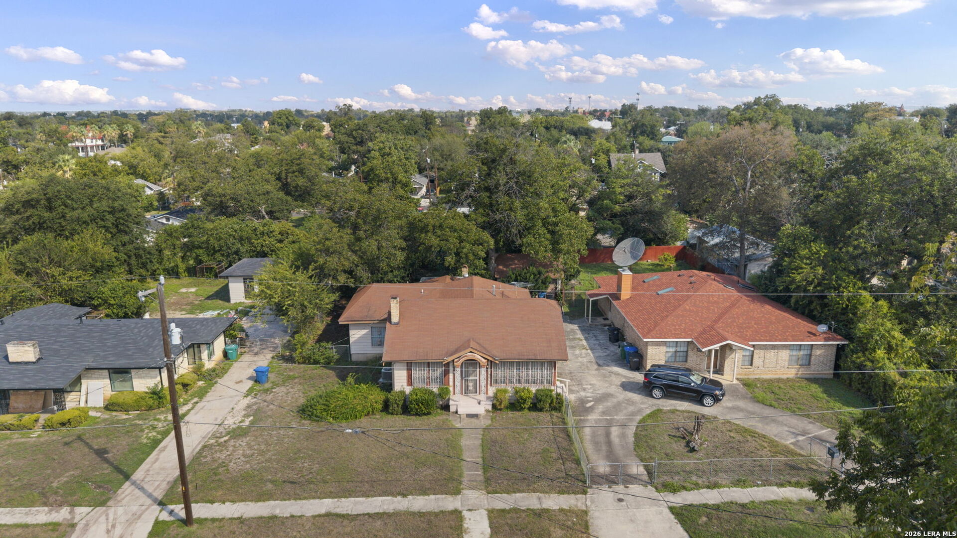 231 DUMOULIN AVE
