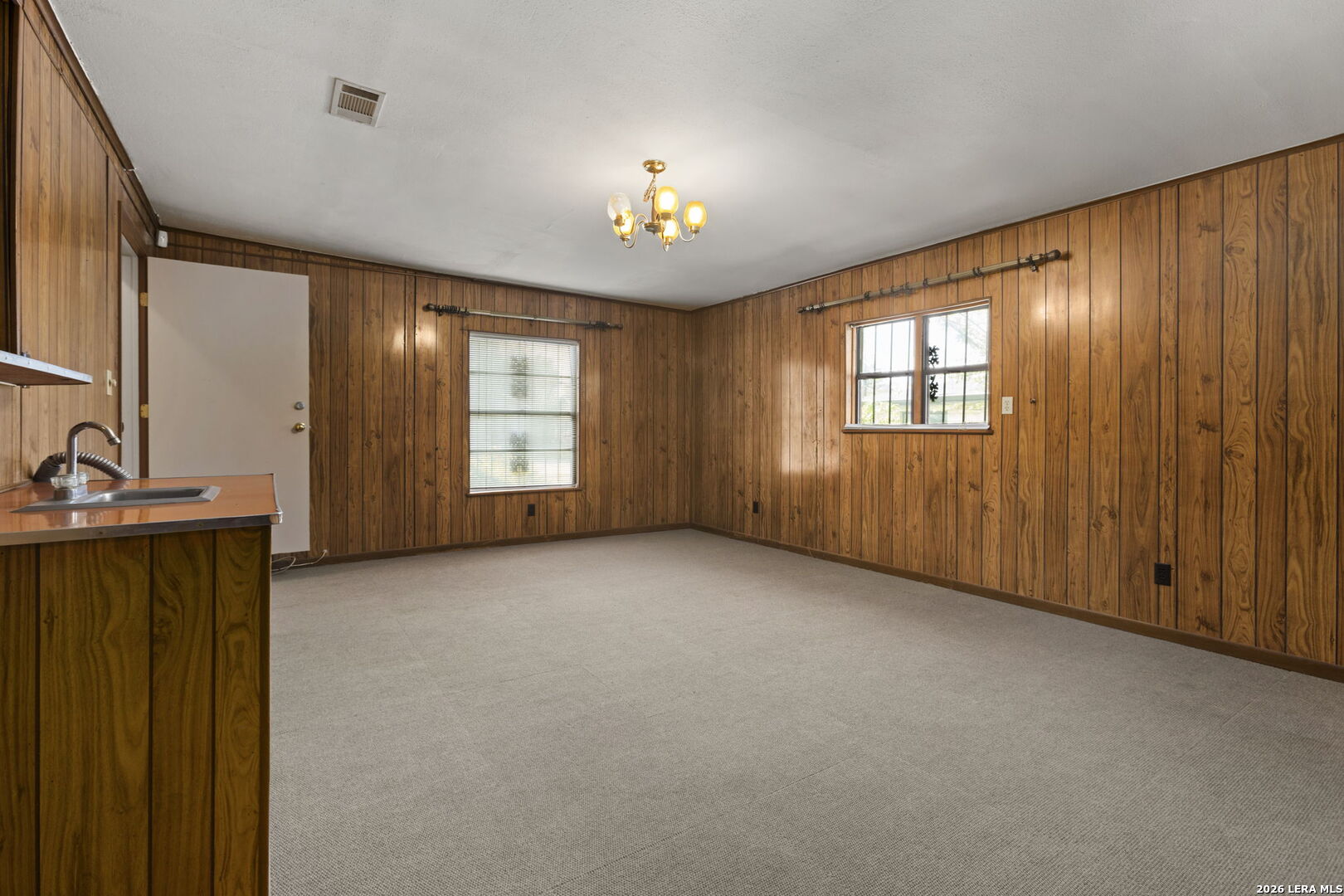 231 DUMOULIN AVE