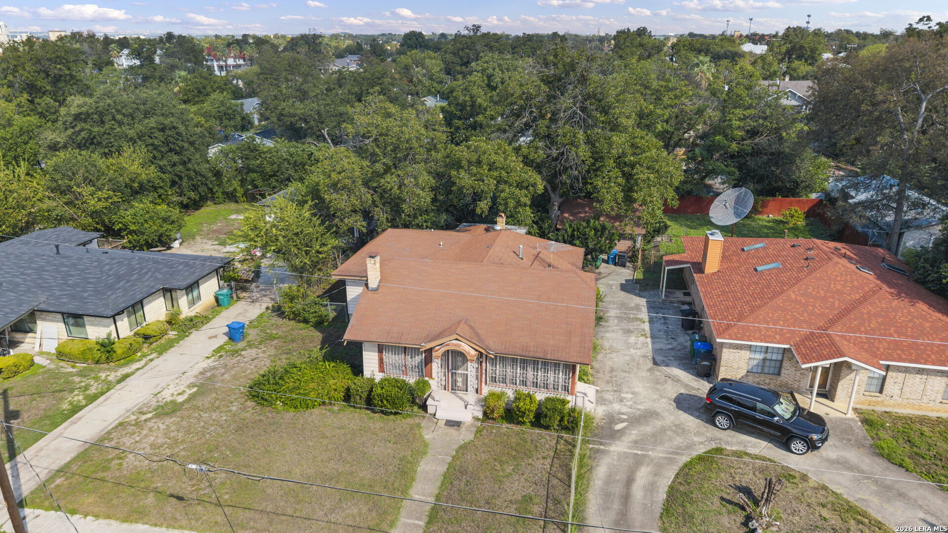 231 DUMOULIN AVE