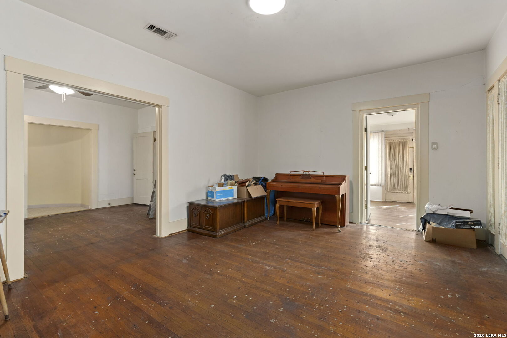 231 DUMOULIN AVE