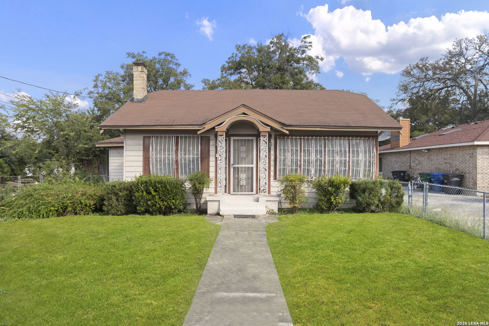 231 DUMOULIN AVE