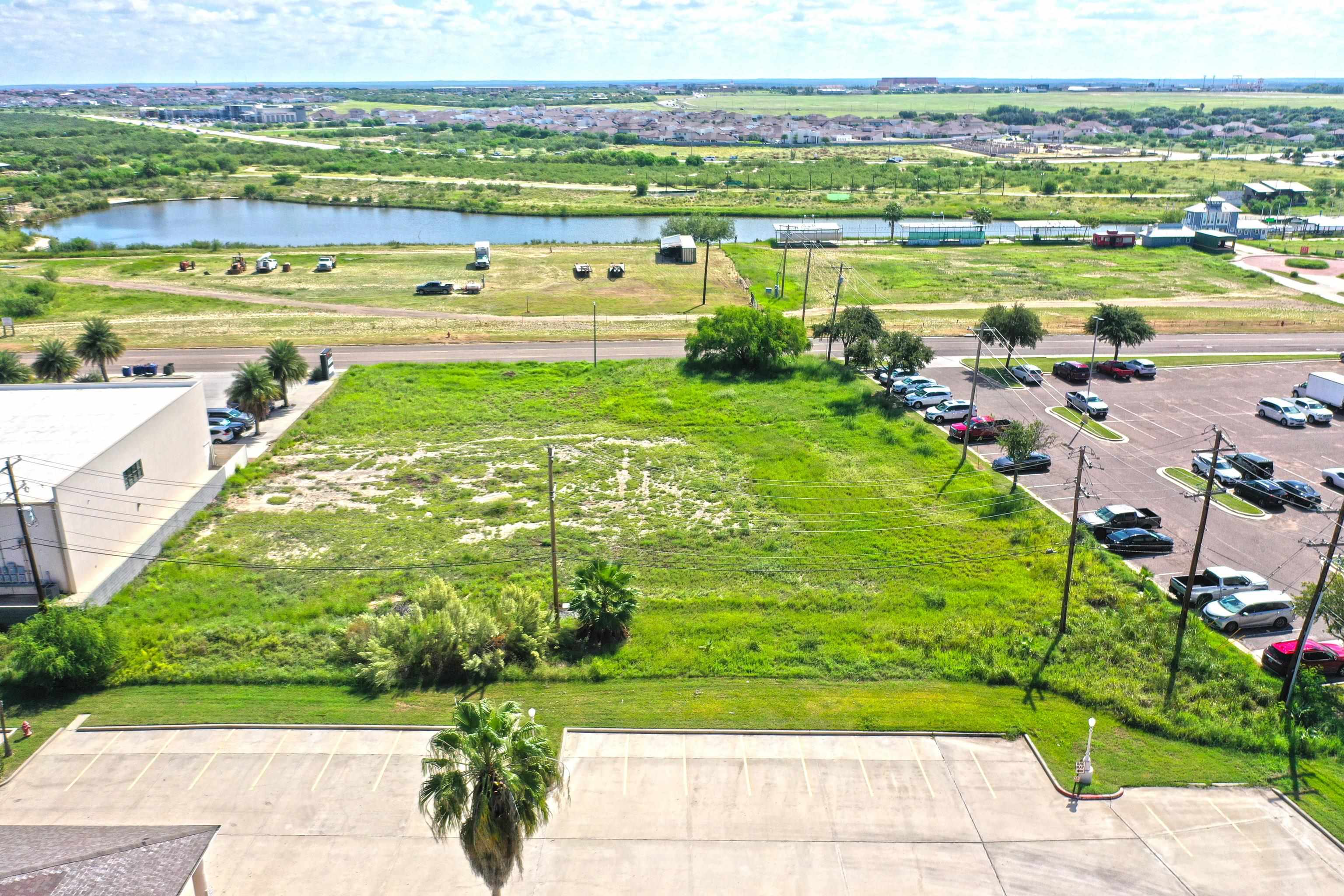 7002 Rocio Dr