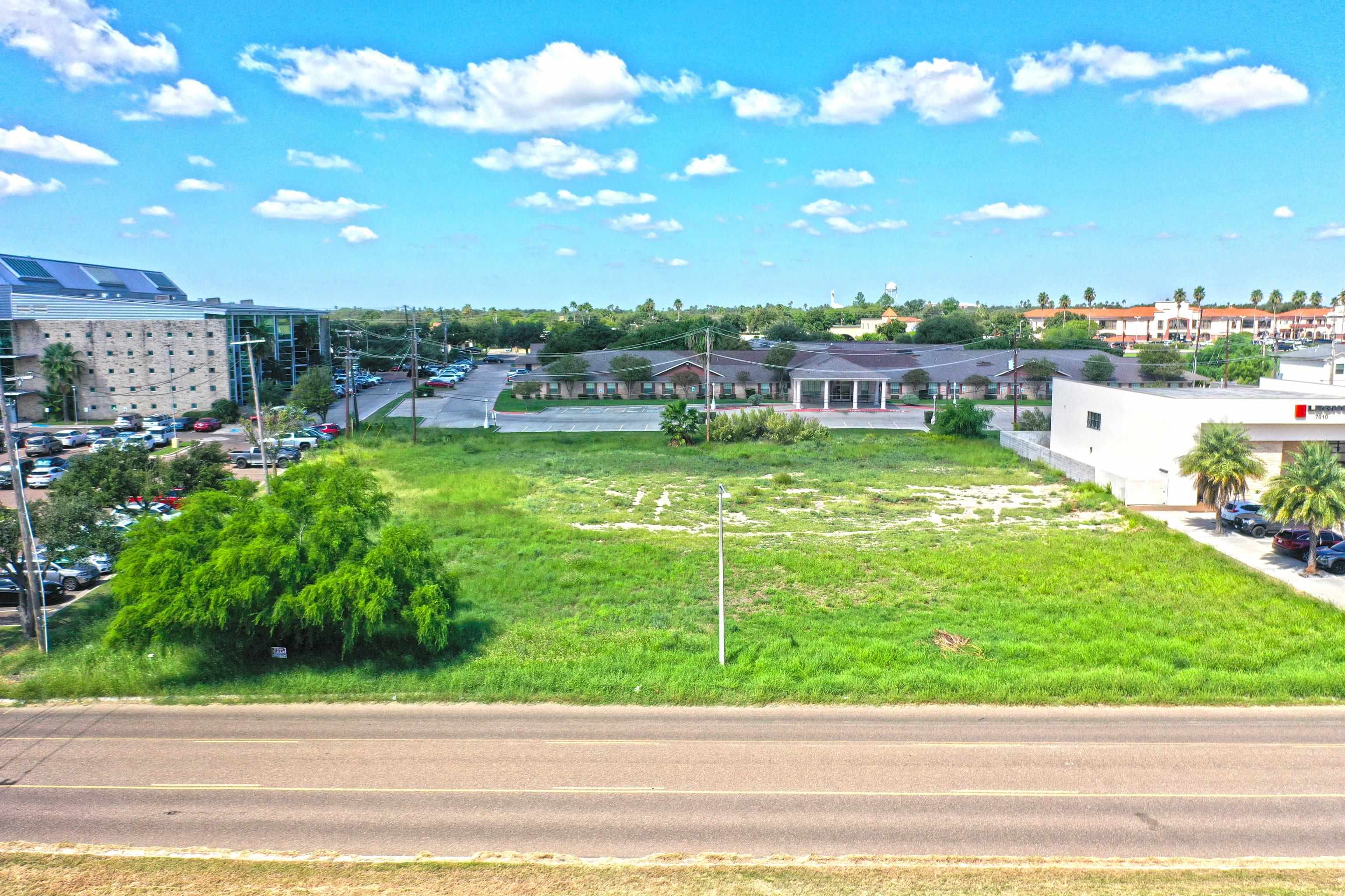 7002 Rocio Dr