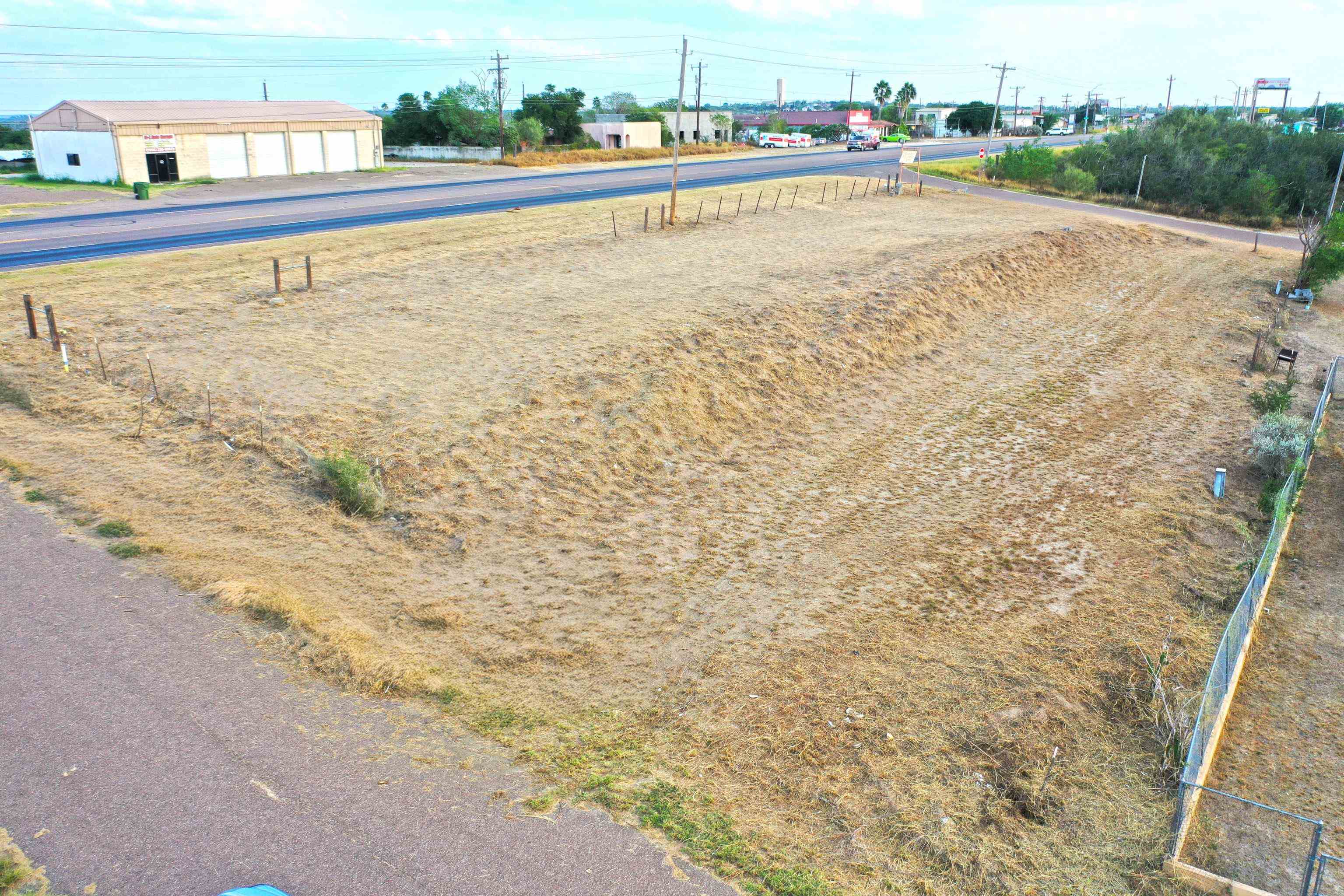 2724 S U.S. Hwy 83
