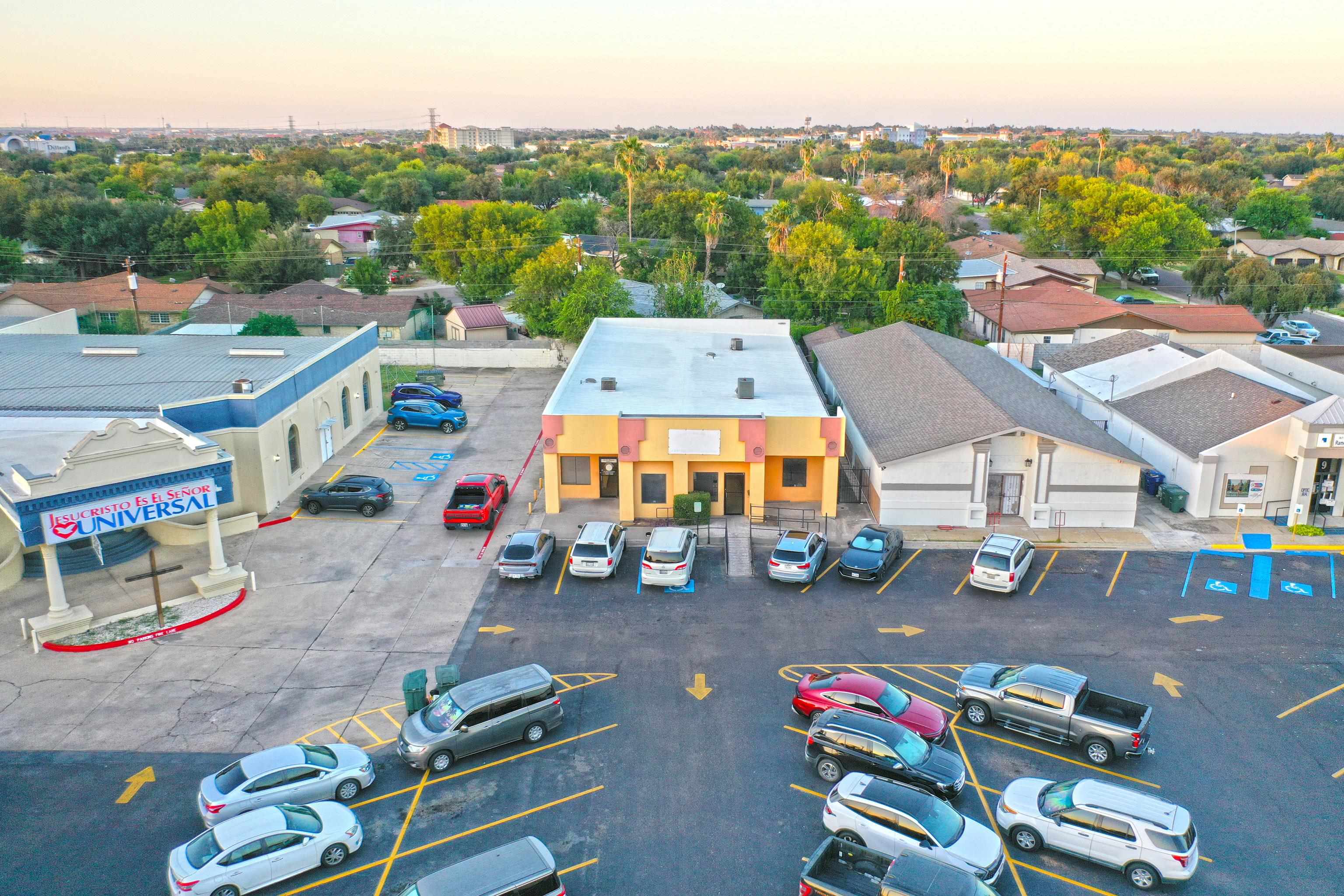 220 W Hillside Dr. Unit: 7