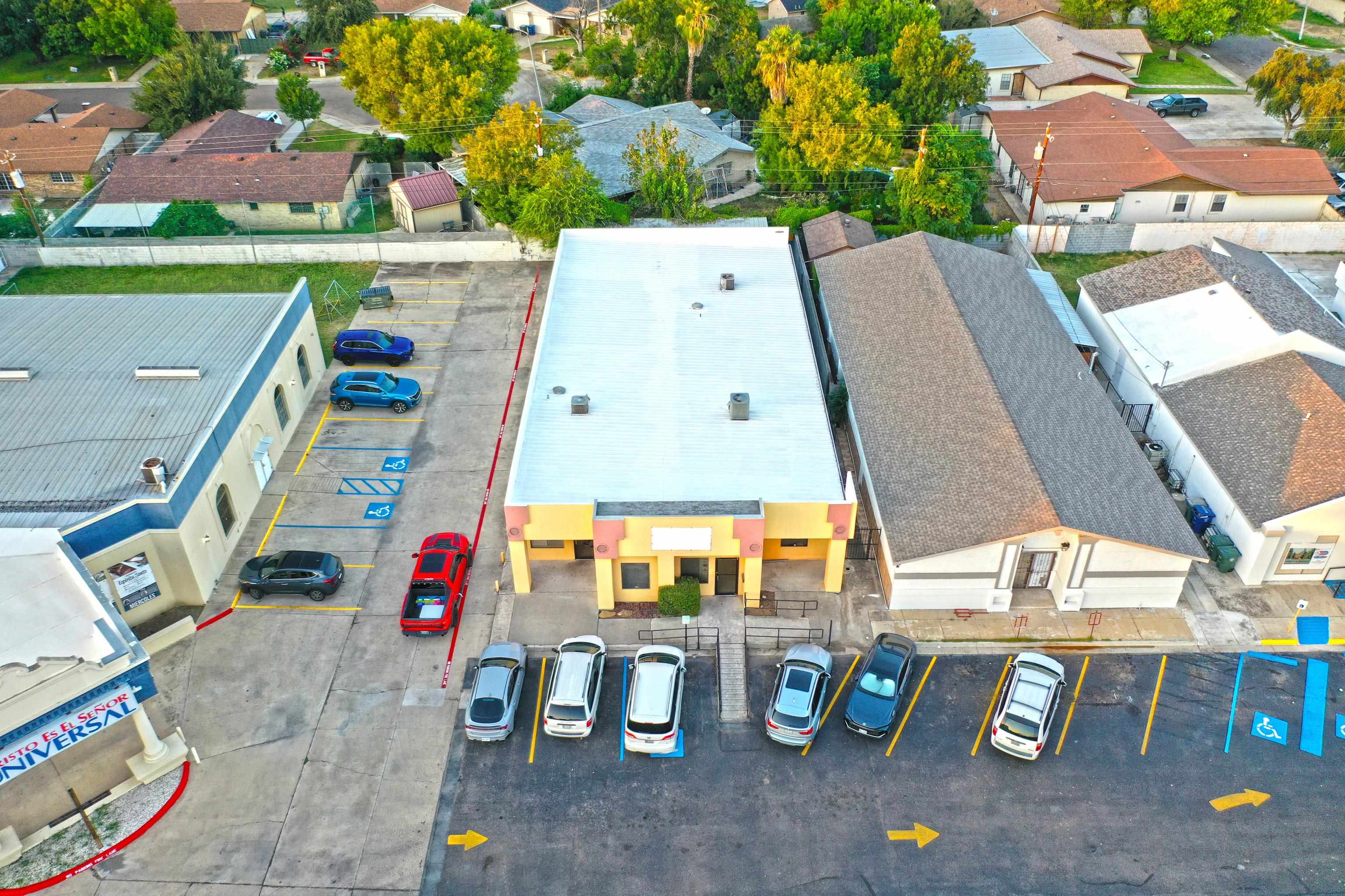 220 W Hillside Dr. Unit: 7