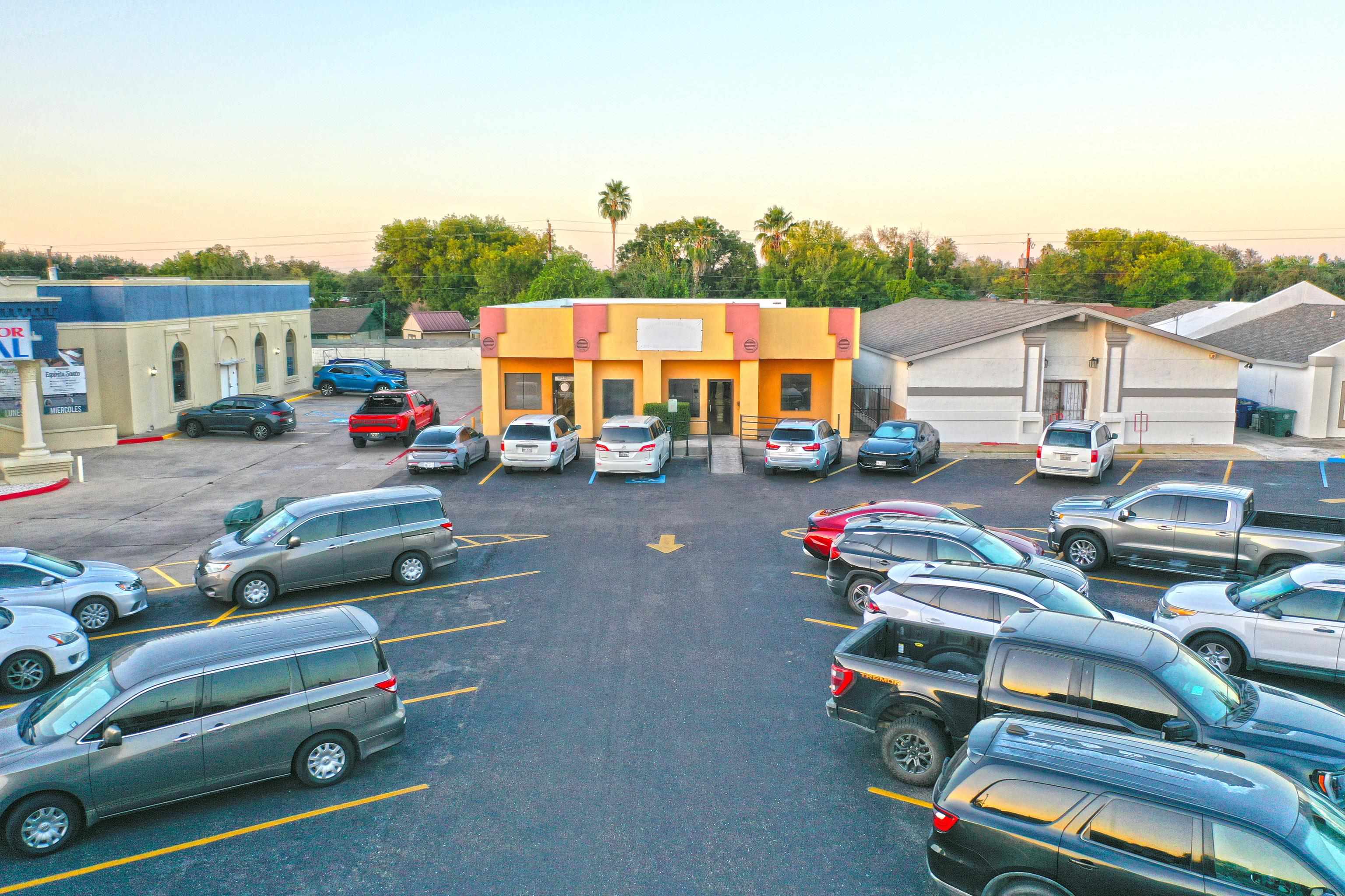 220 W Hillside Dr. Unit: 7