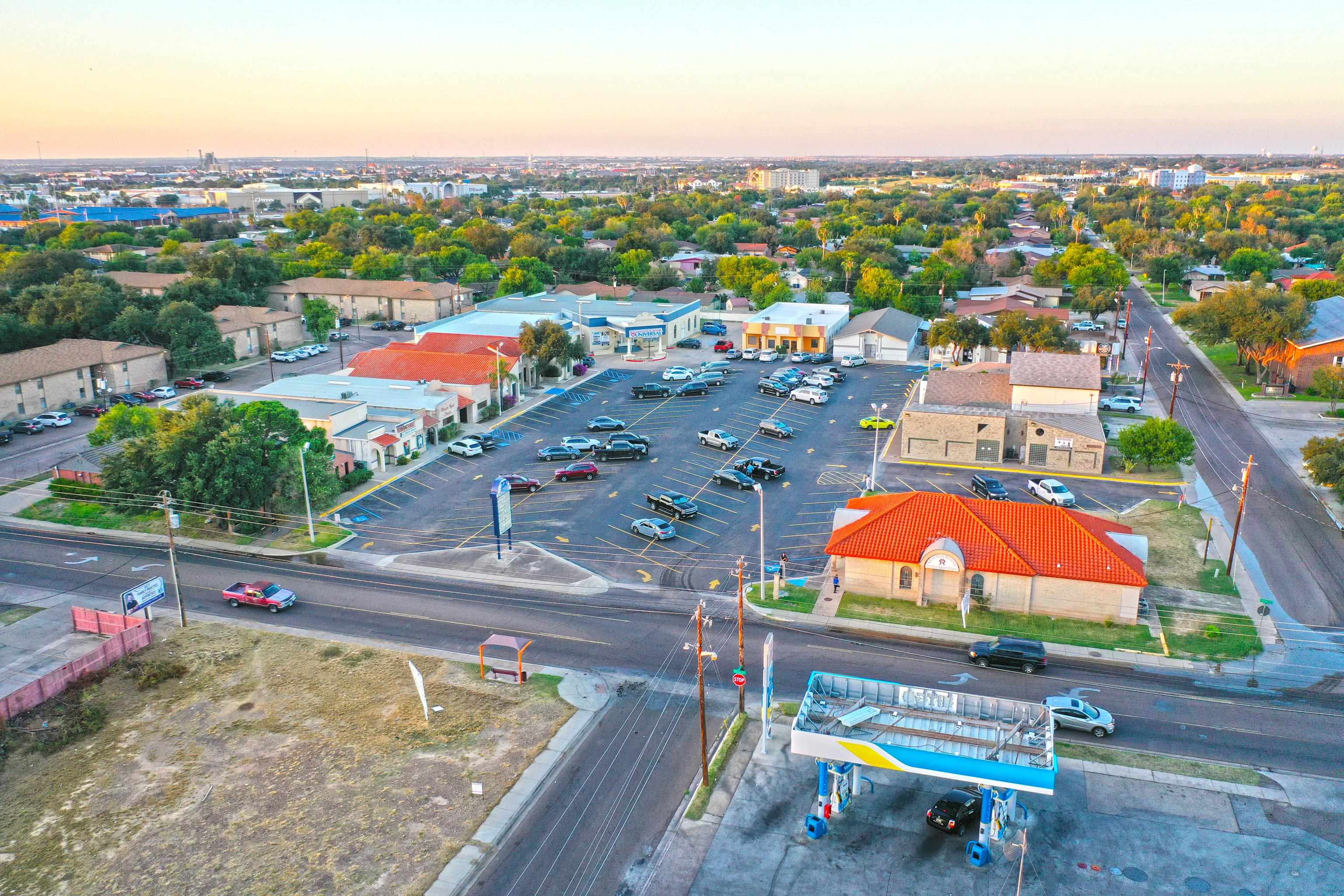 220 W Hillside Dr. Unit: 7