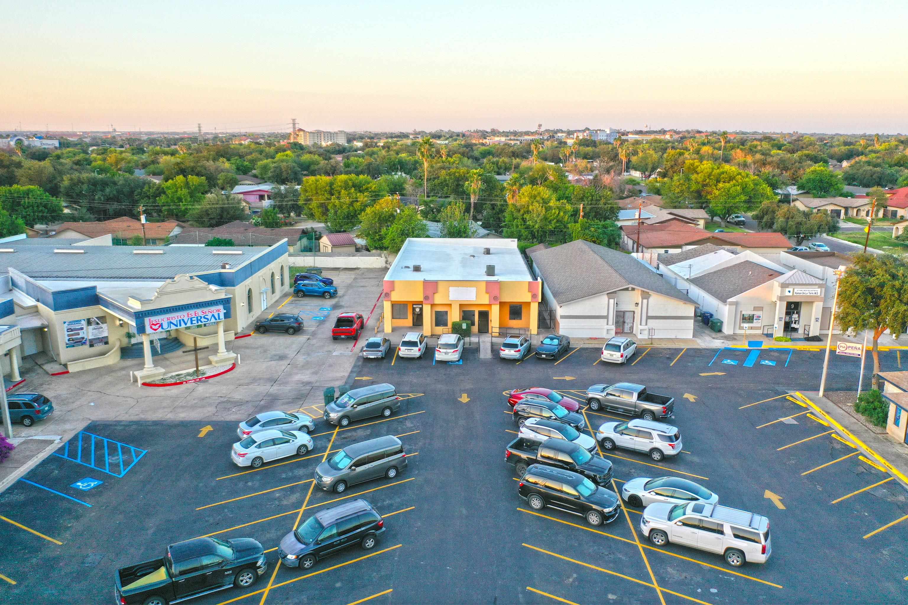 220 W Hillside Dr. Unit: 7