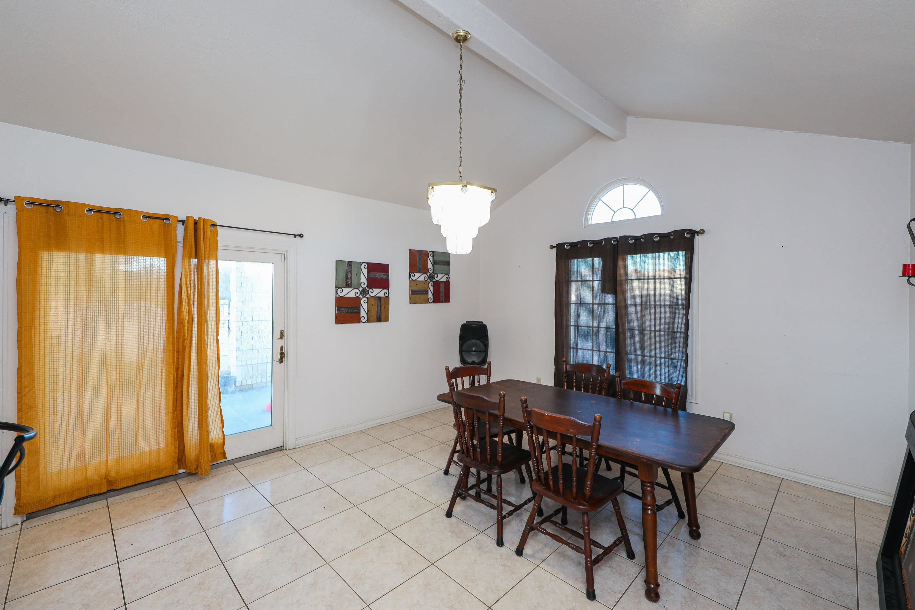 155 Knoll Ave
