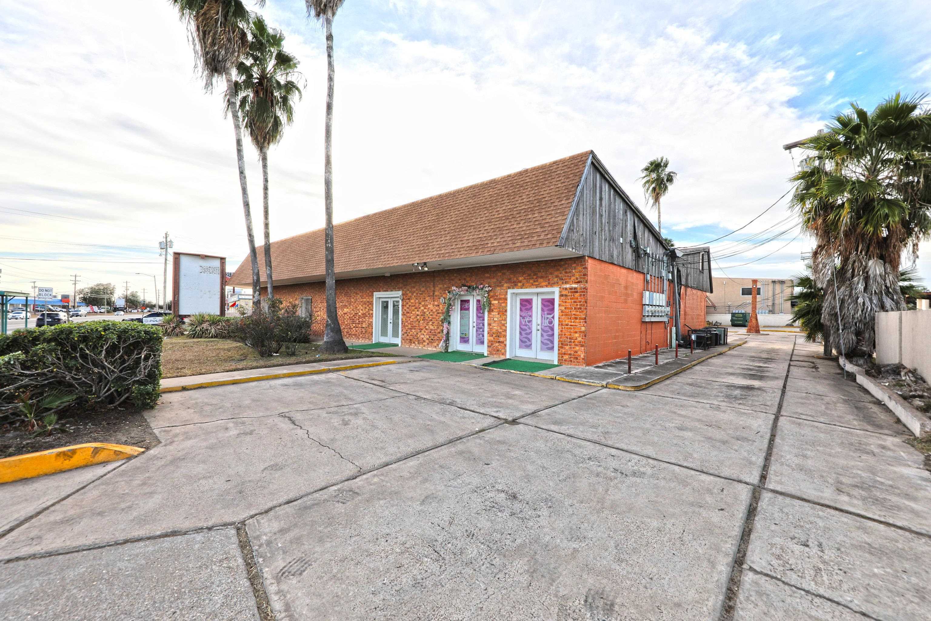 6202 McPherson Rd