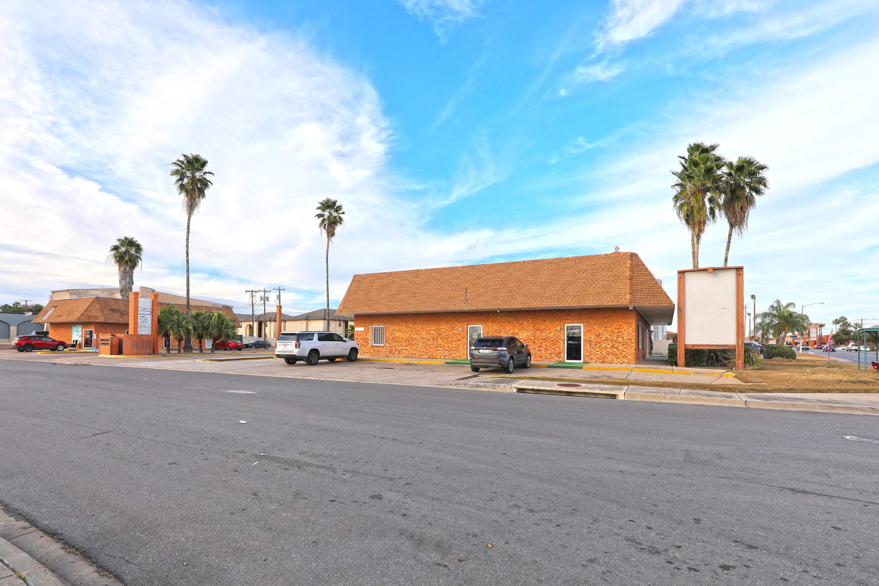 6202 McPherson Rd