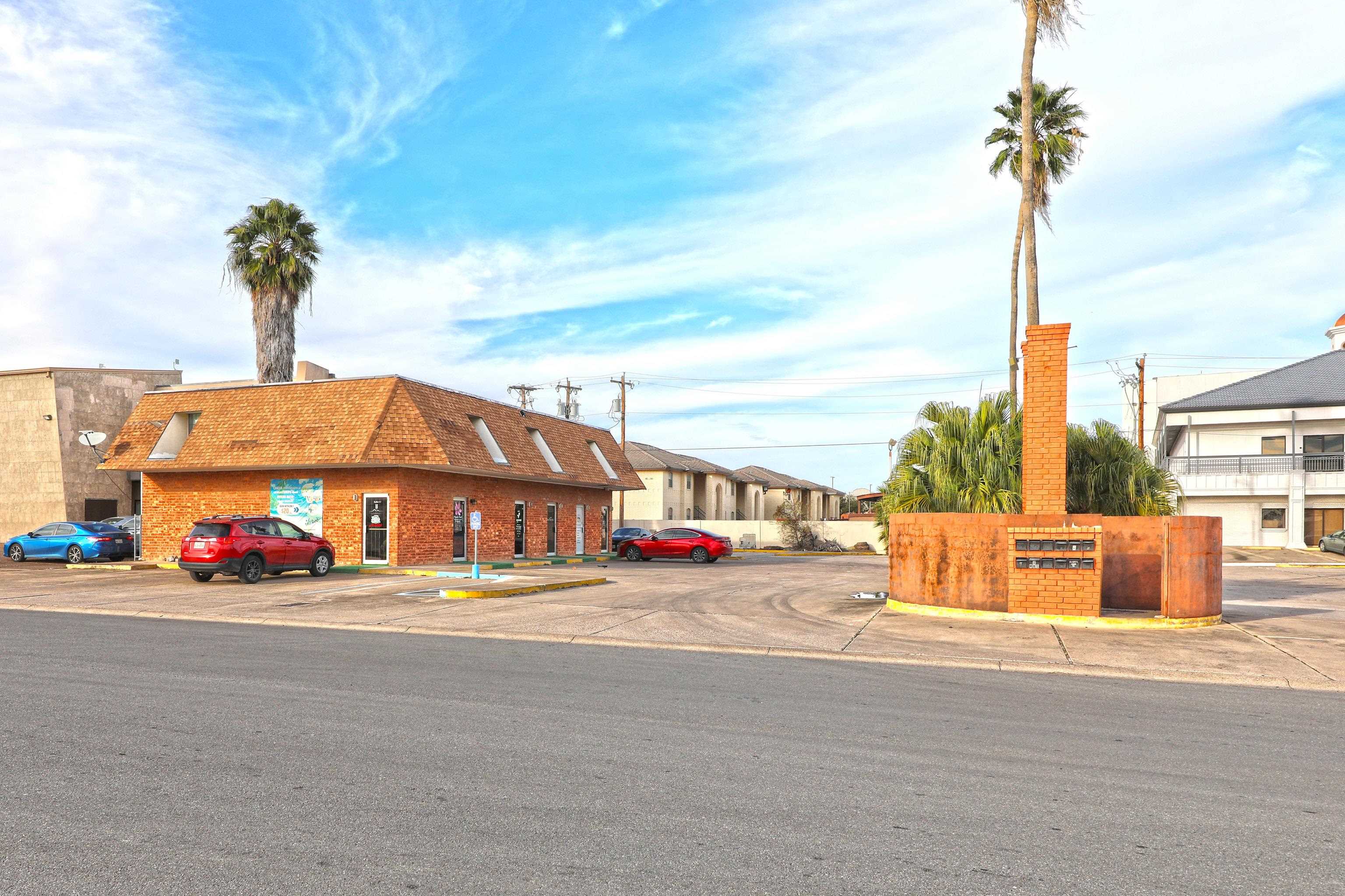 6202 McPherson Rd
