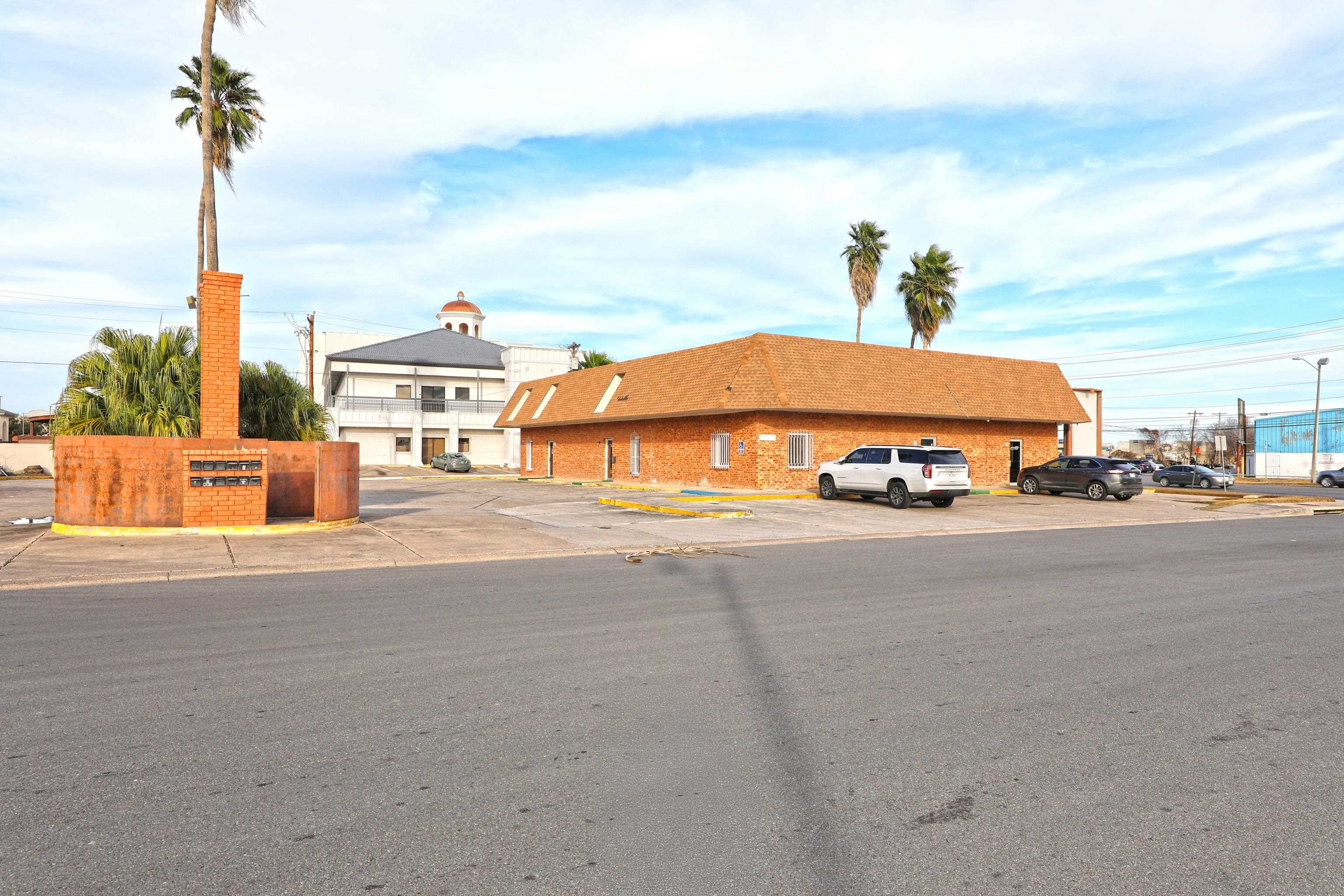 6202 McPherson Rd