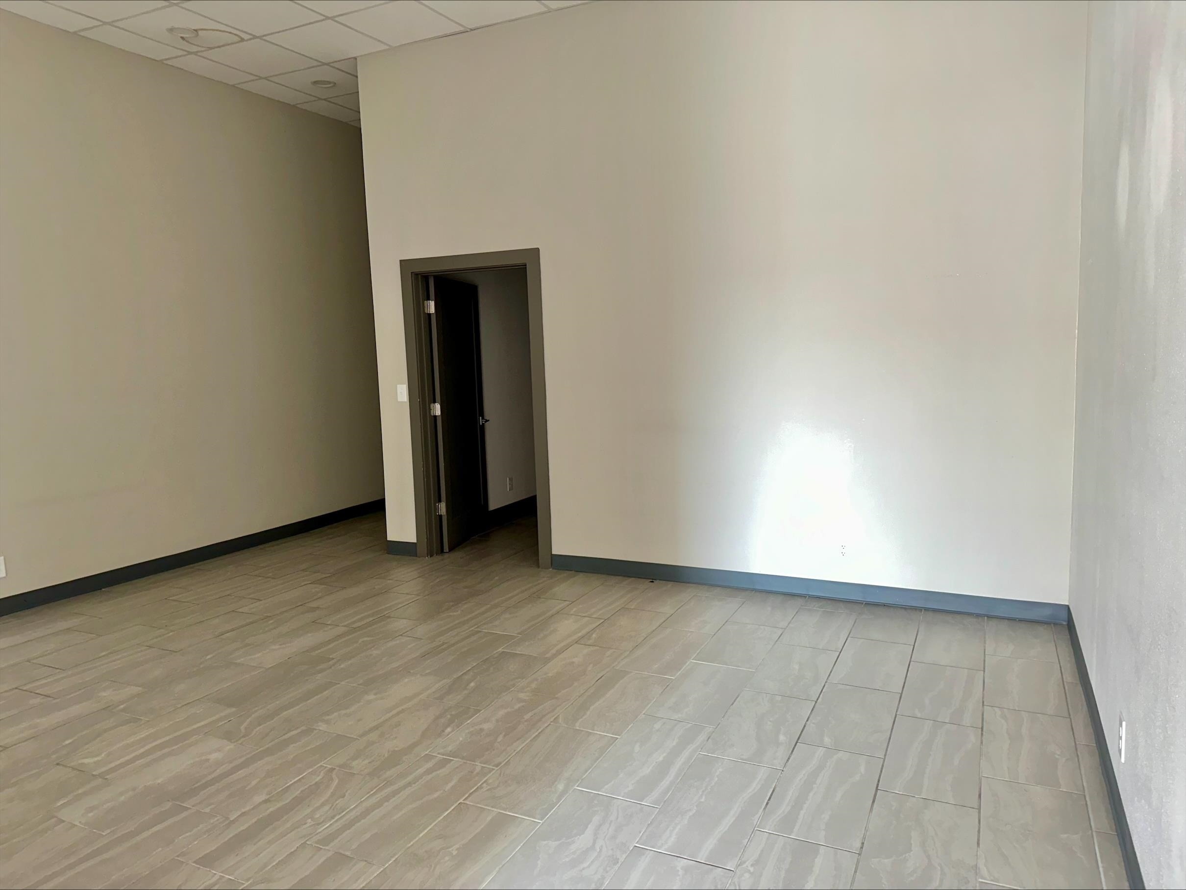 2715 Del Mar Blvd Unit: F2