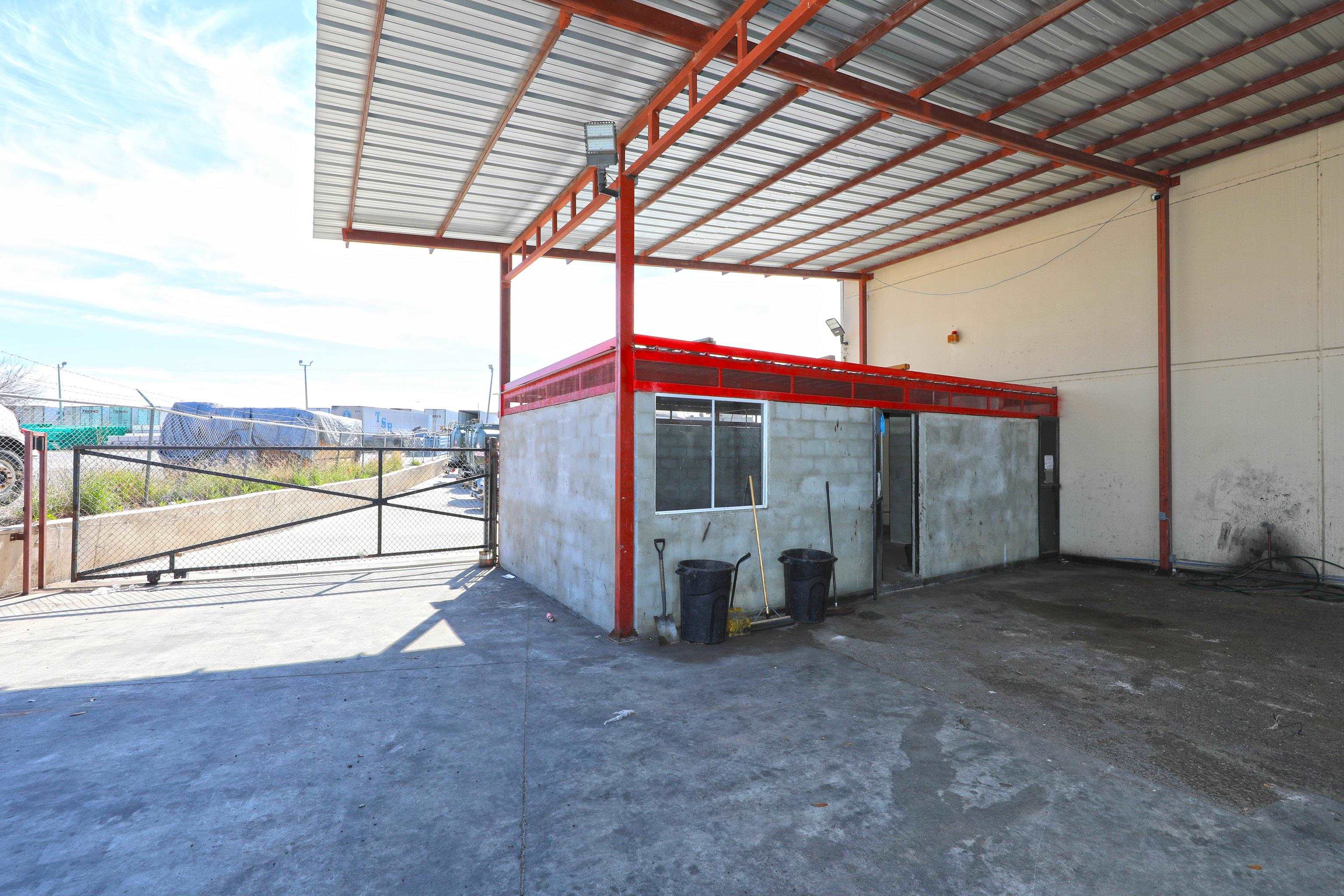 301 Grand Central Blvd