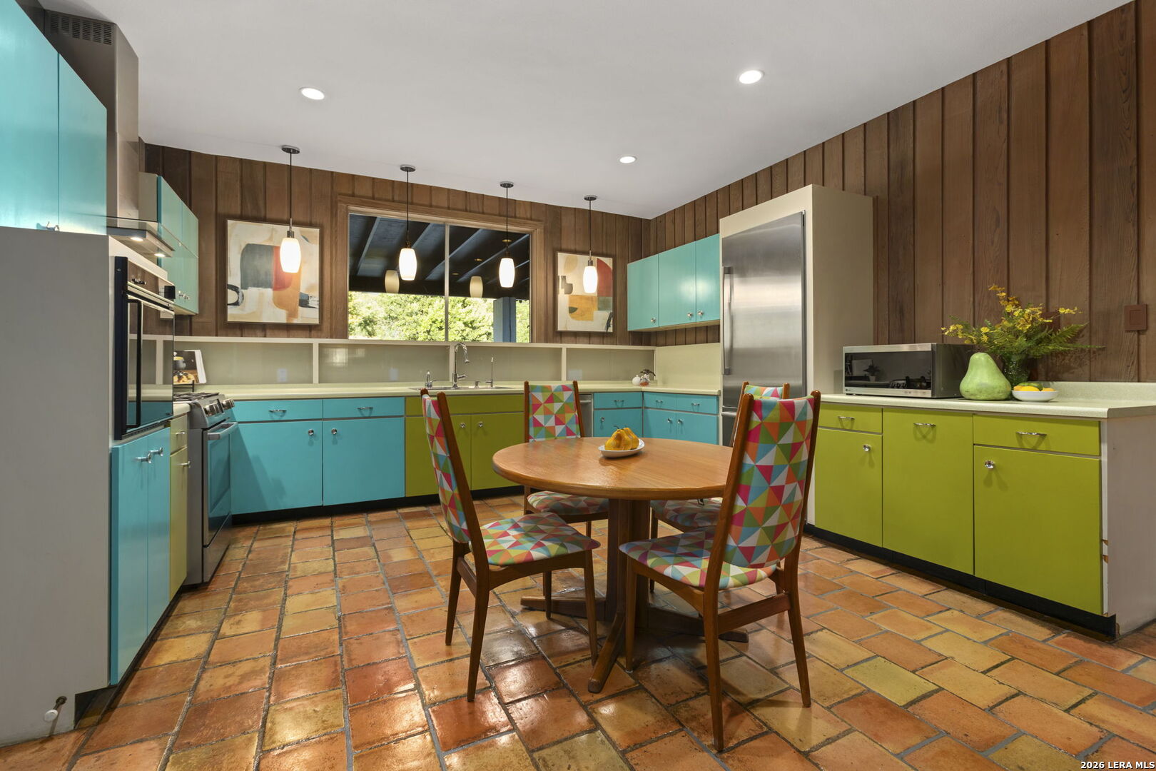 136 Honeysuckle Ln.
