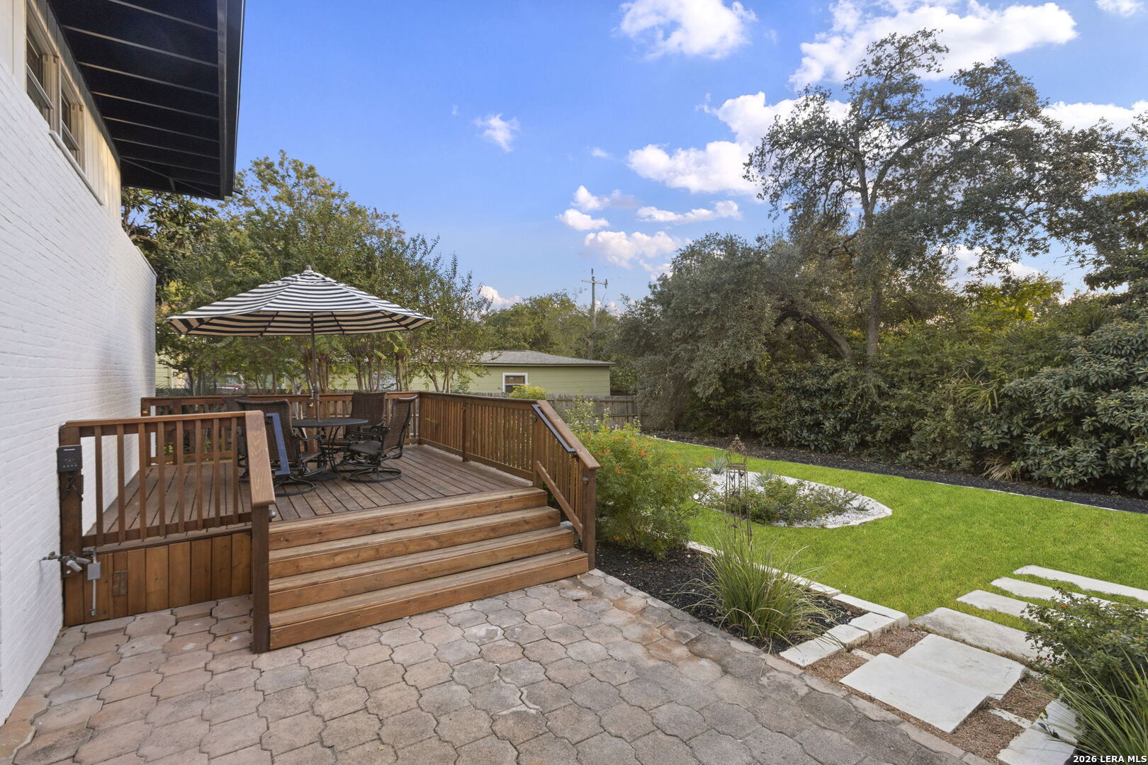 136 Honeysuckle Ln.