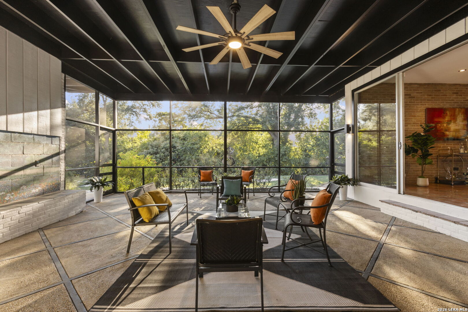 136 Honeysuckle Ln.