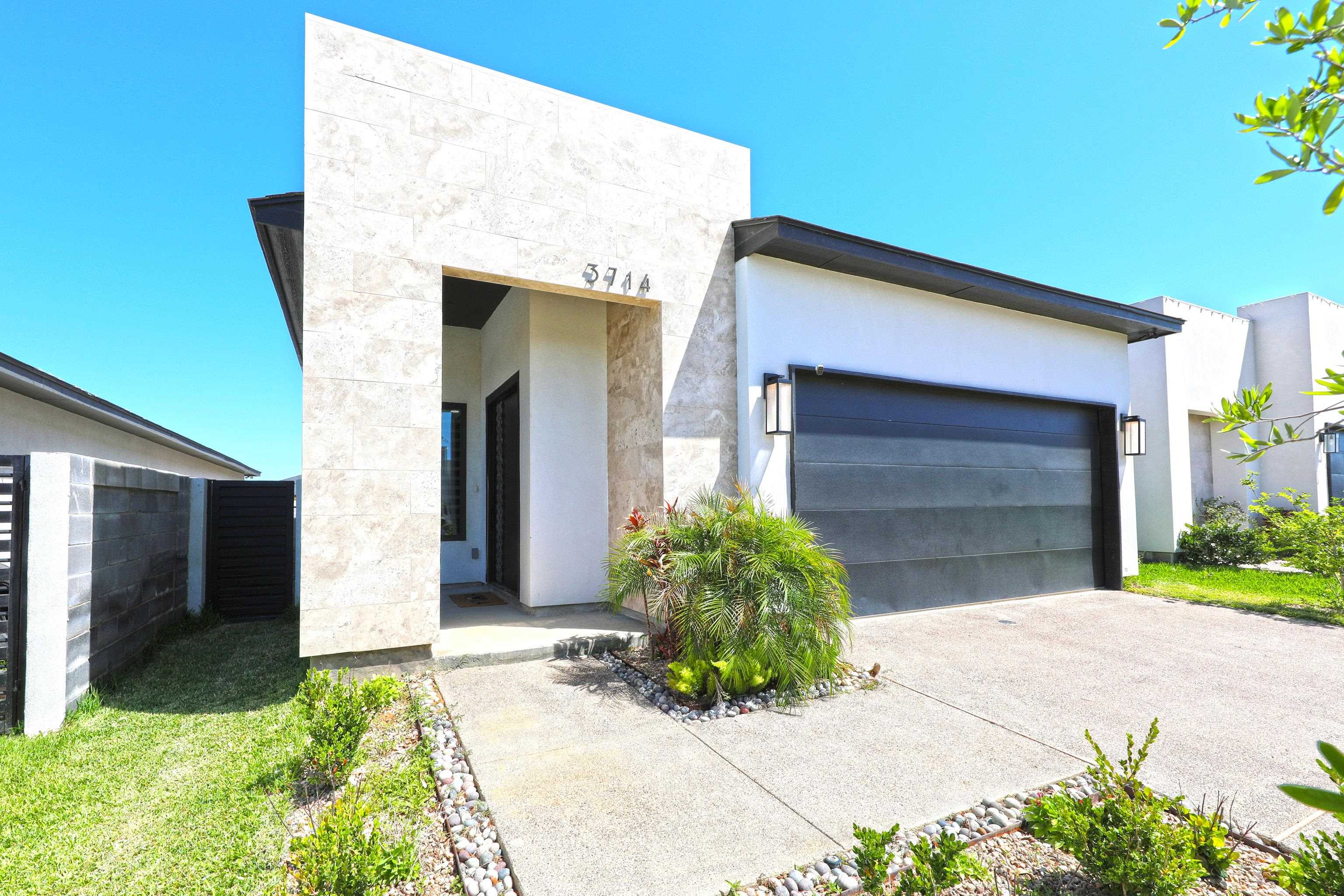 3714 Bella St.