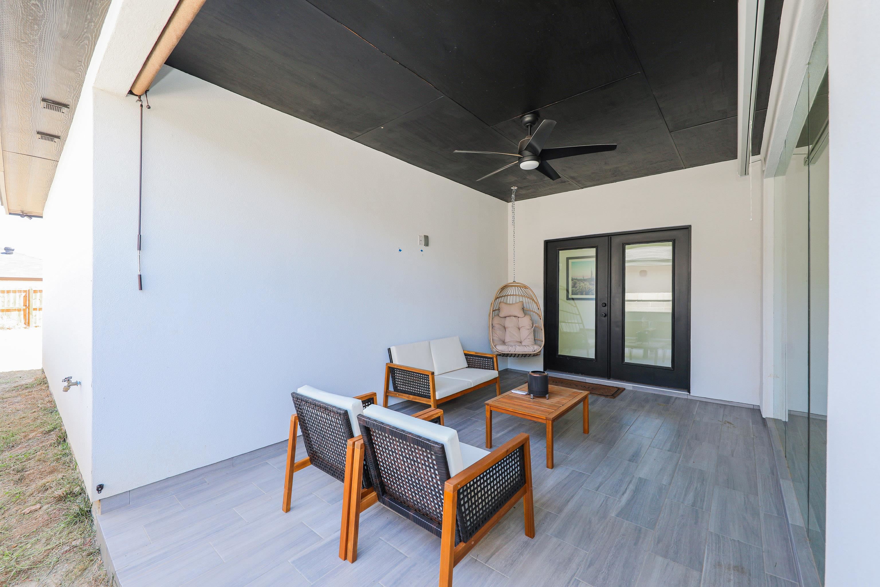 3714 Bella St.