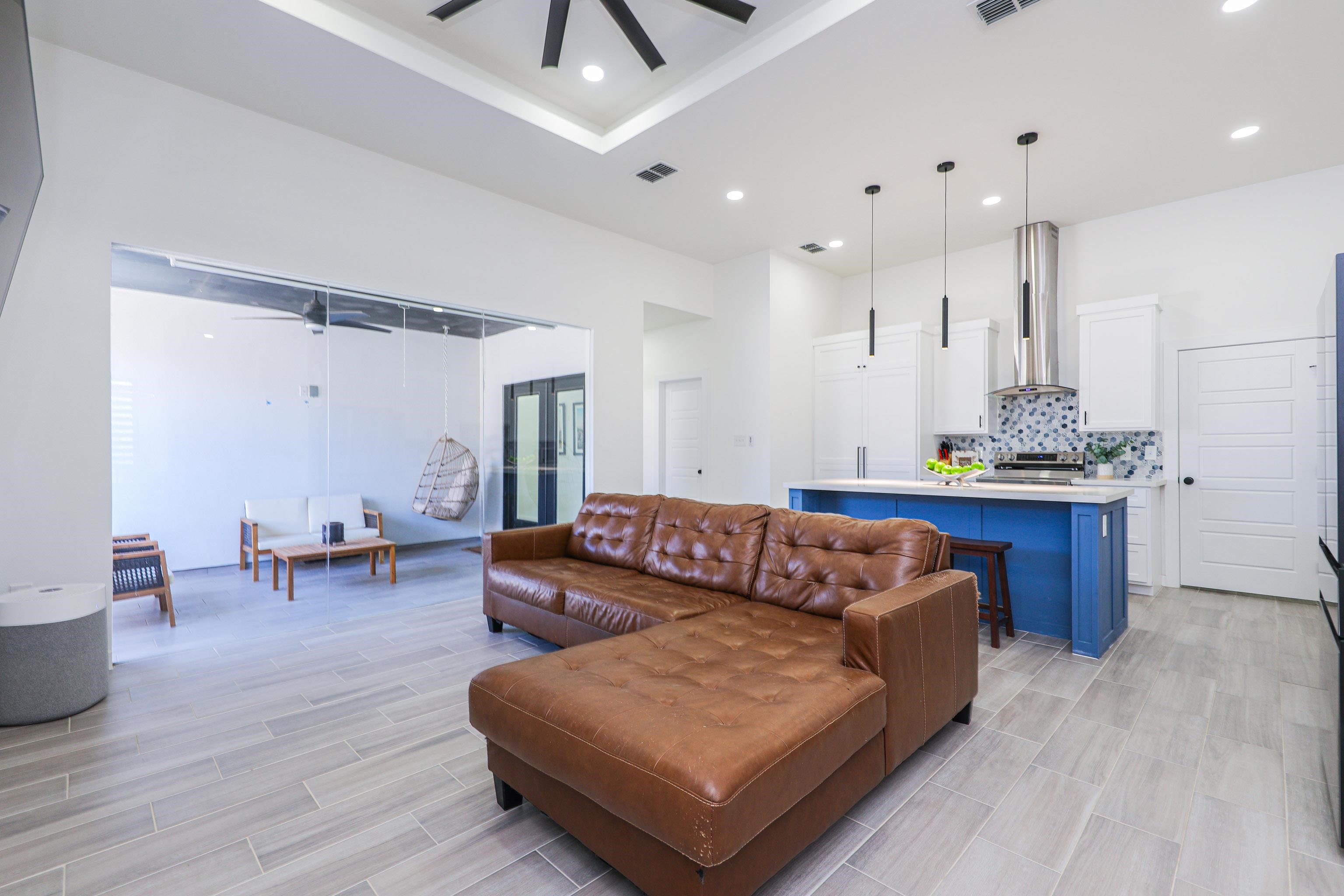 3714 Bella St.