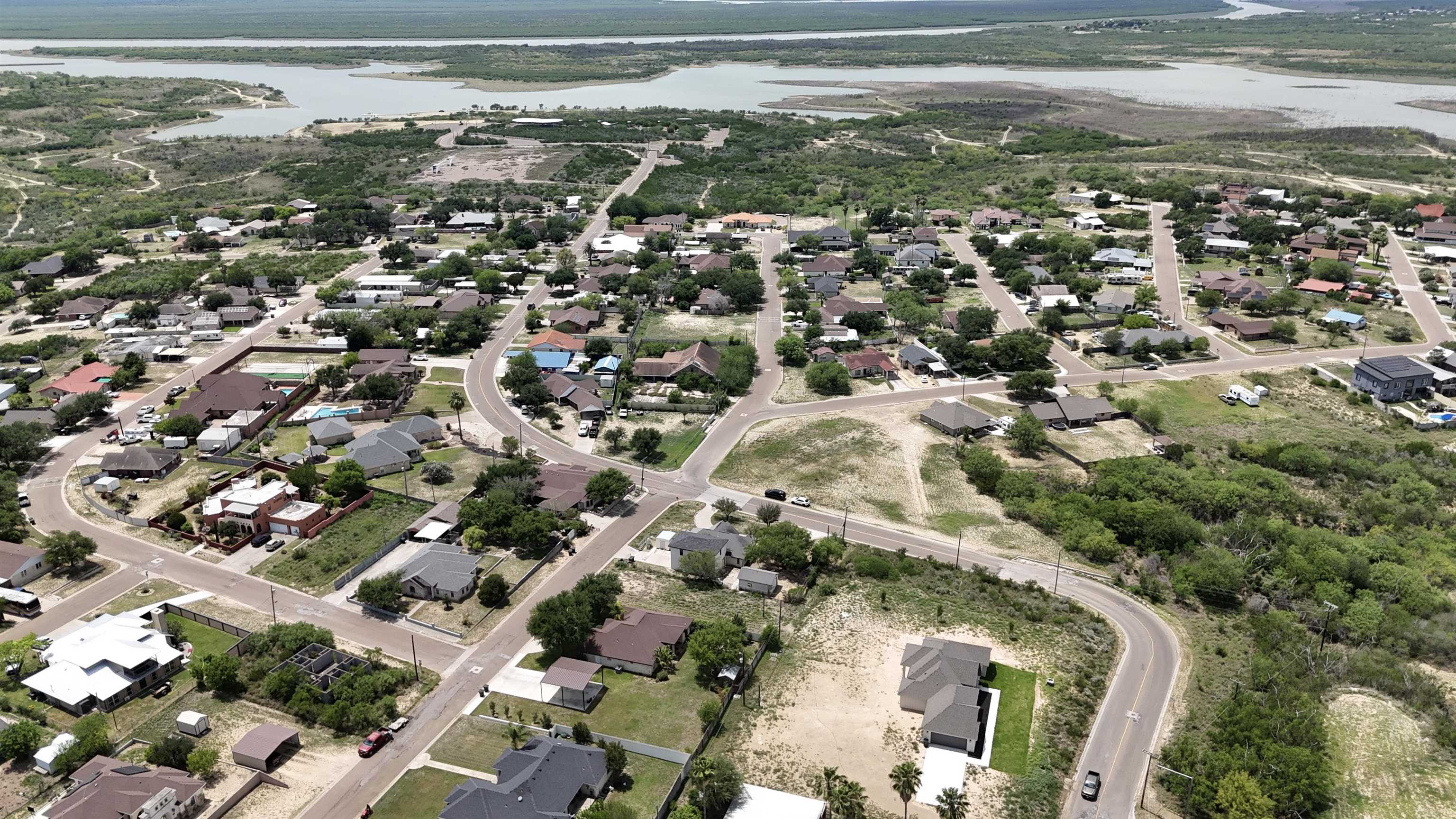 183 Vista Hermosa