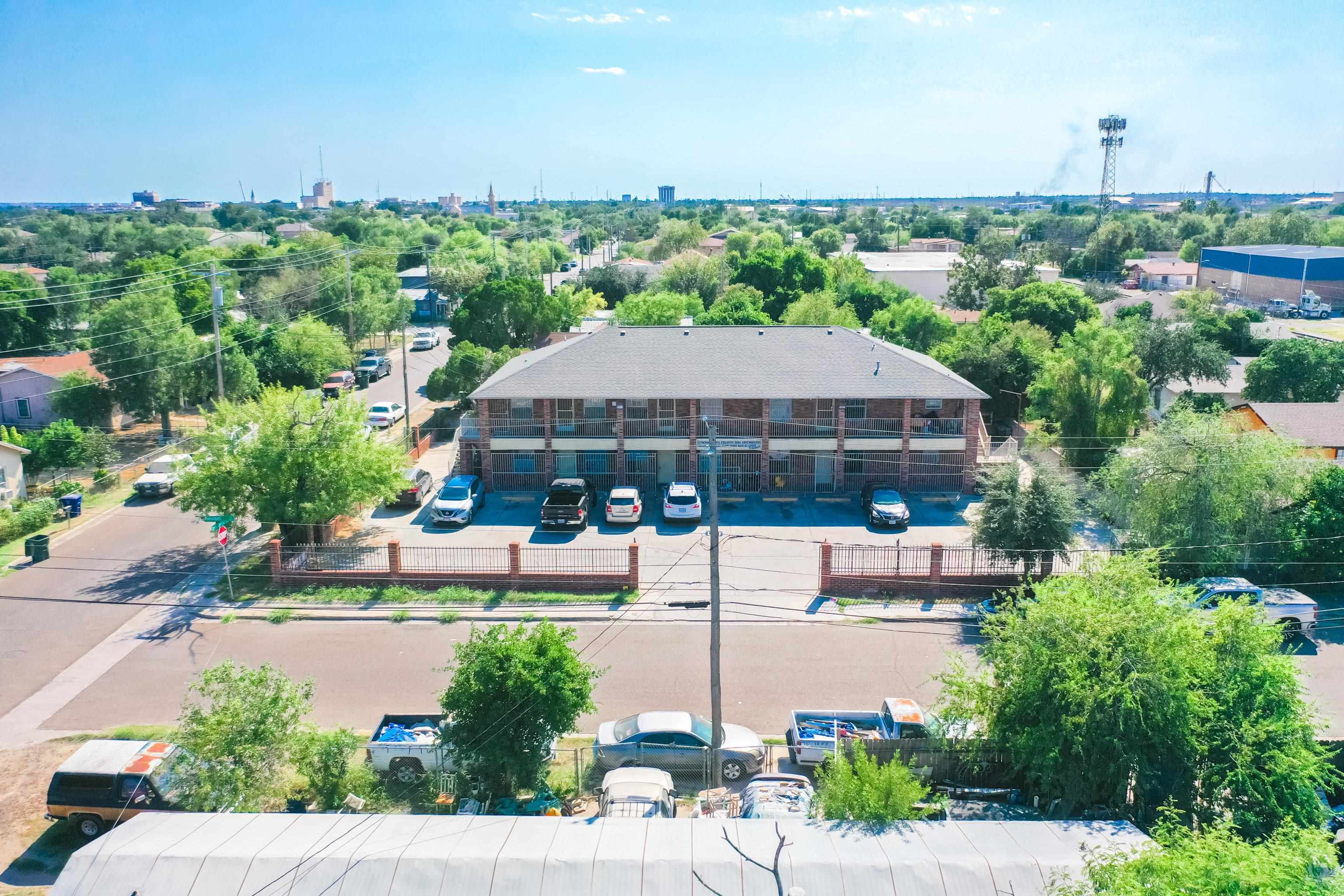 2220 Santa Cleotilde Ave