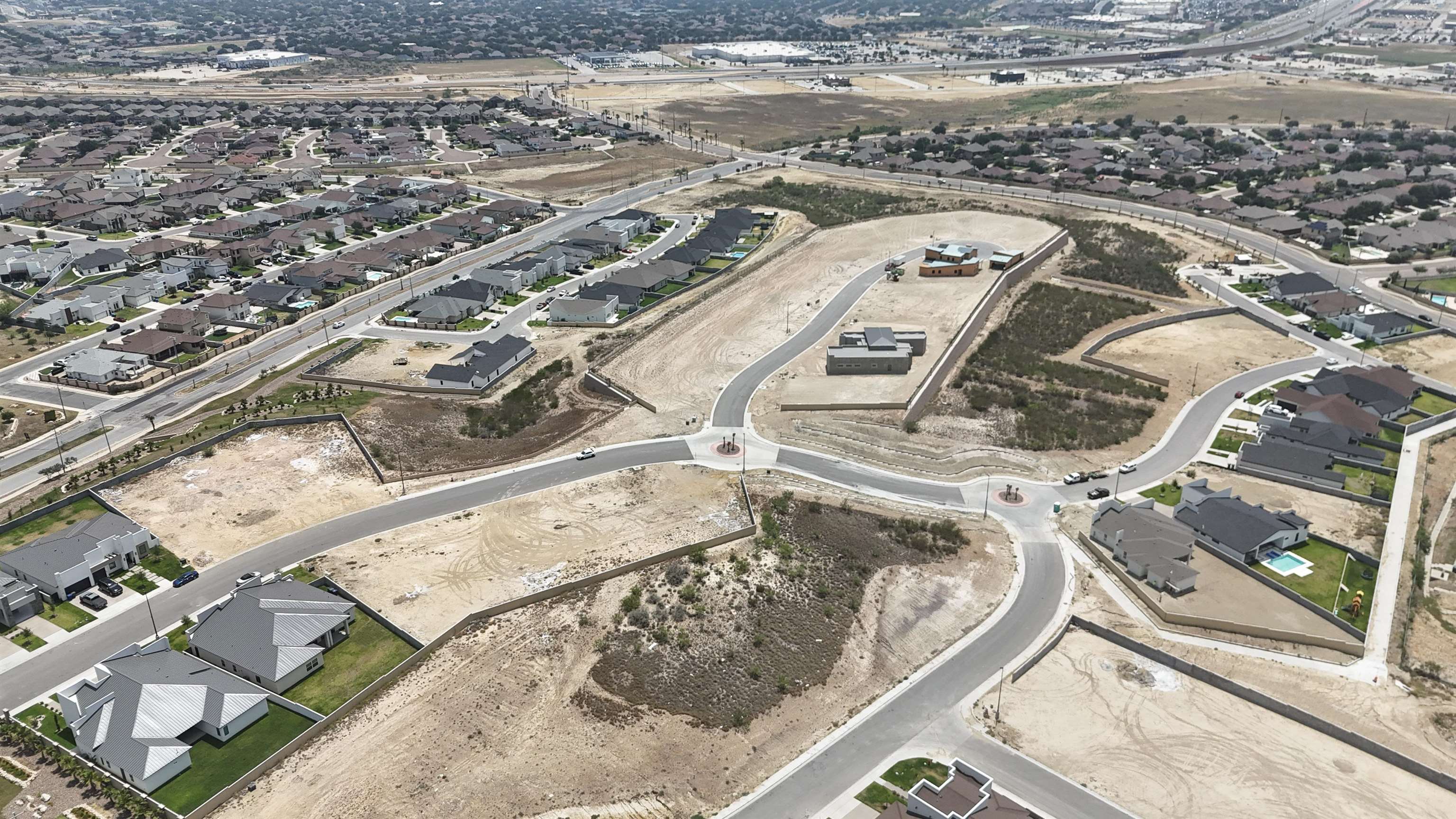 202 Las Palmas Dr.