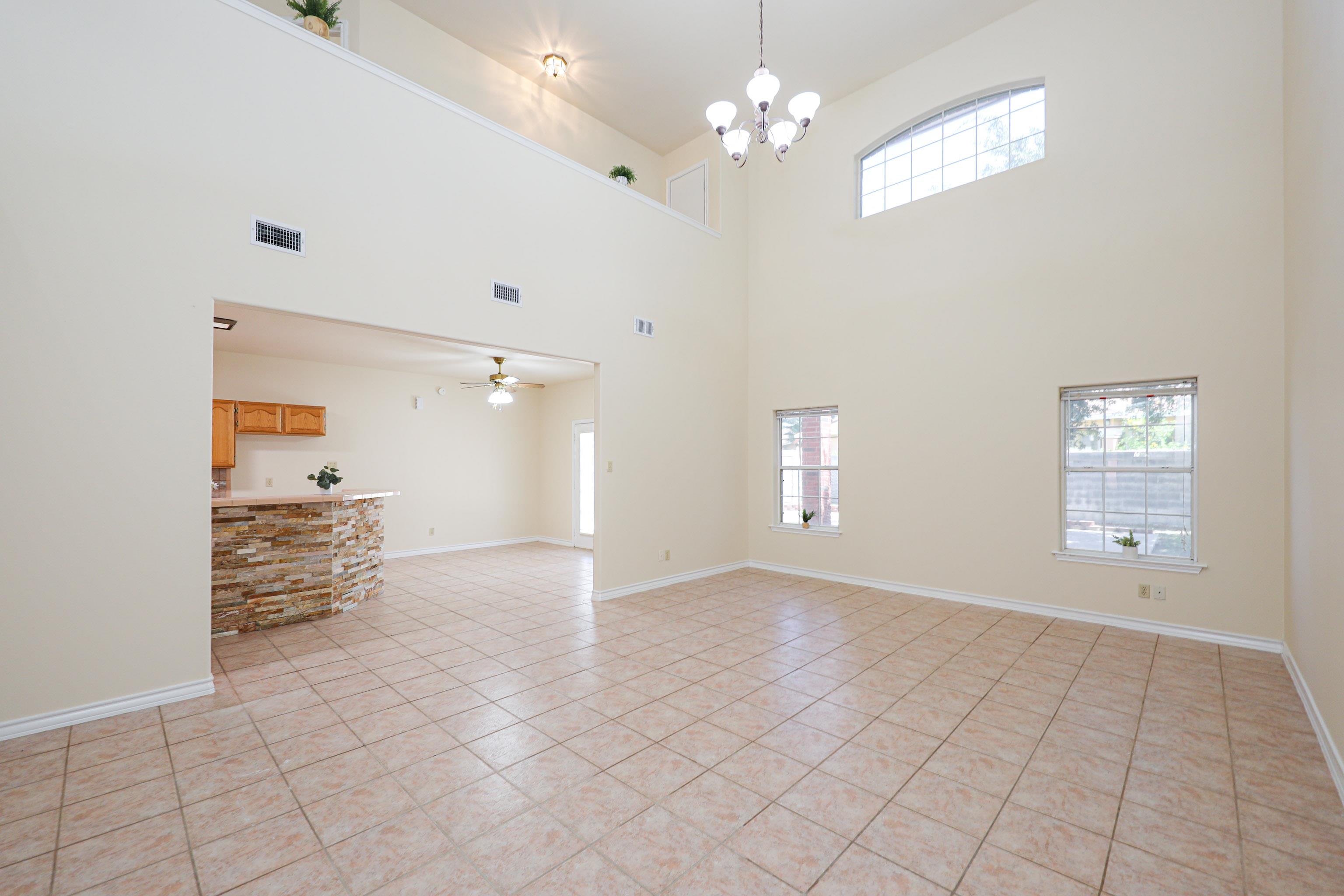 1514 Serene Dr