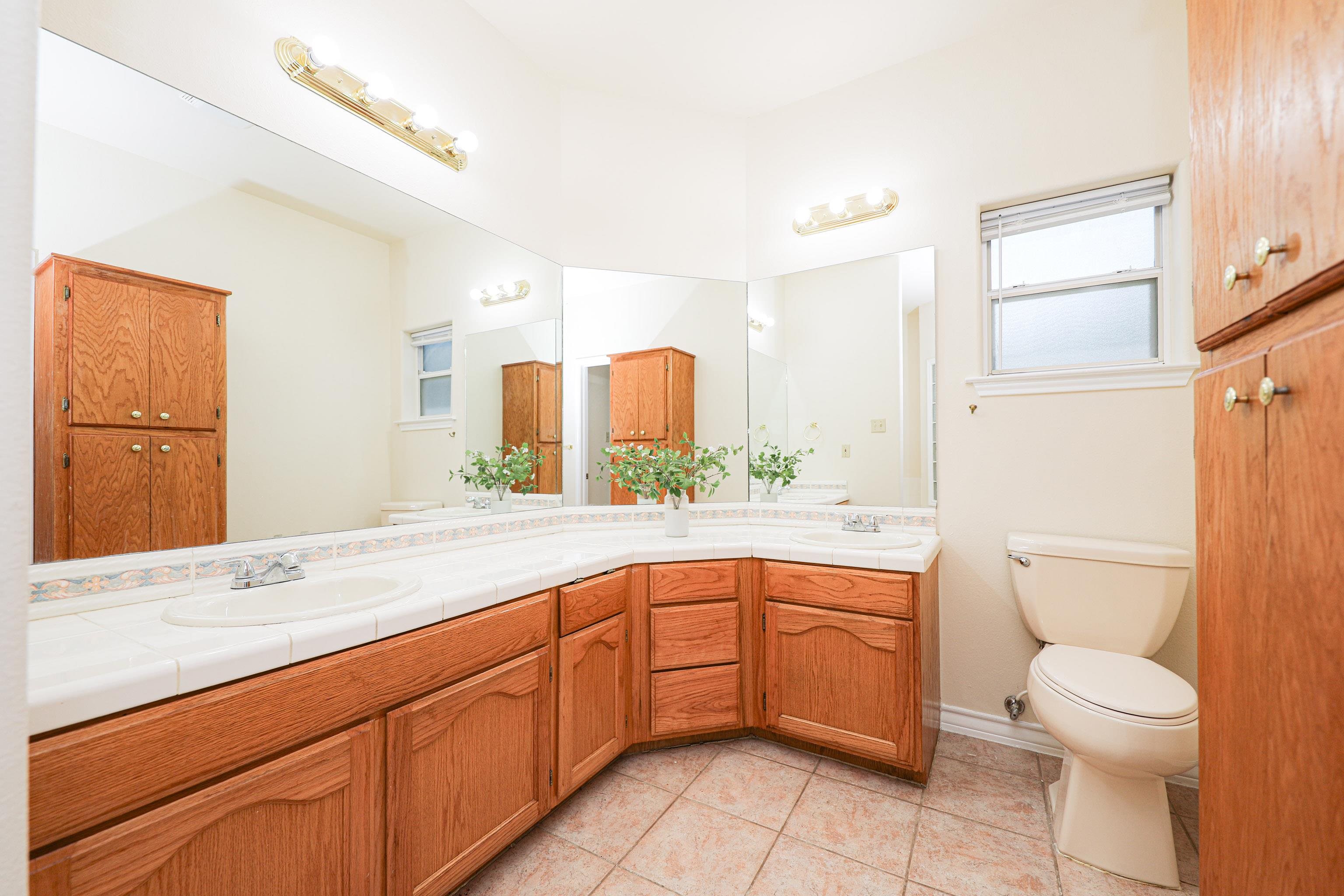 1514 Serene Dr