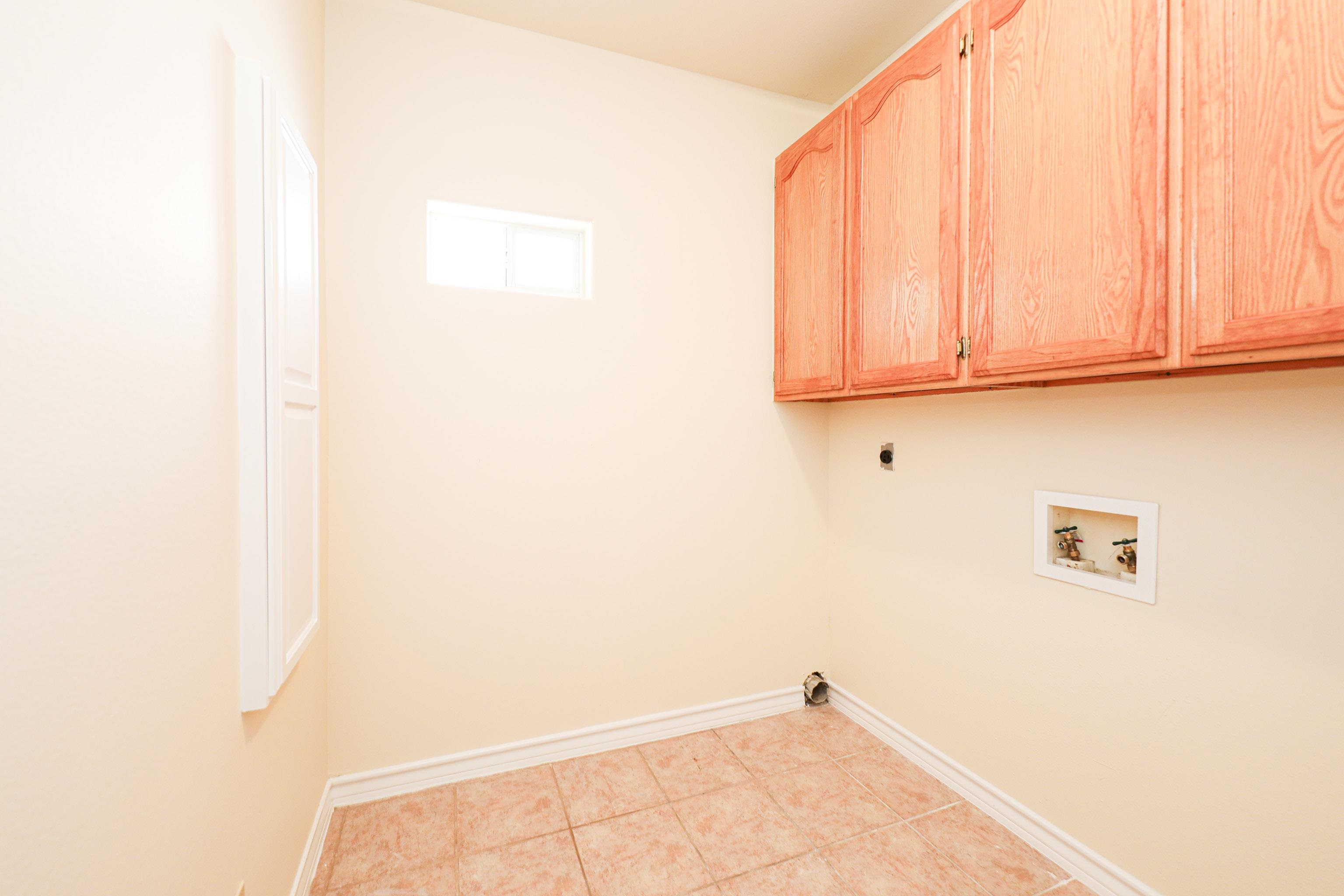 1514 Serene Dr