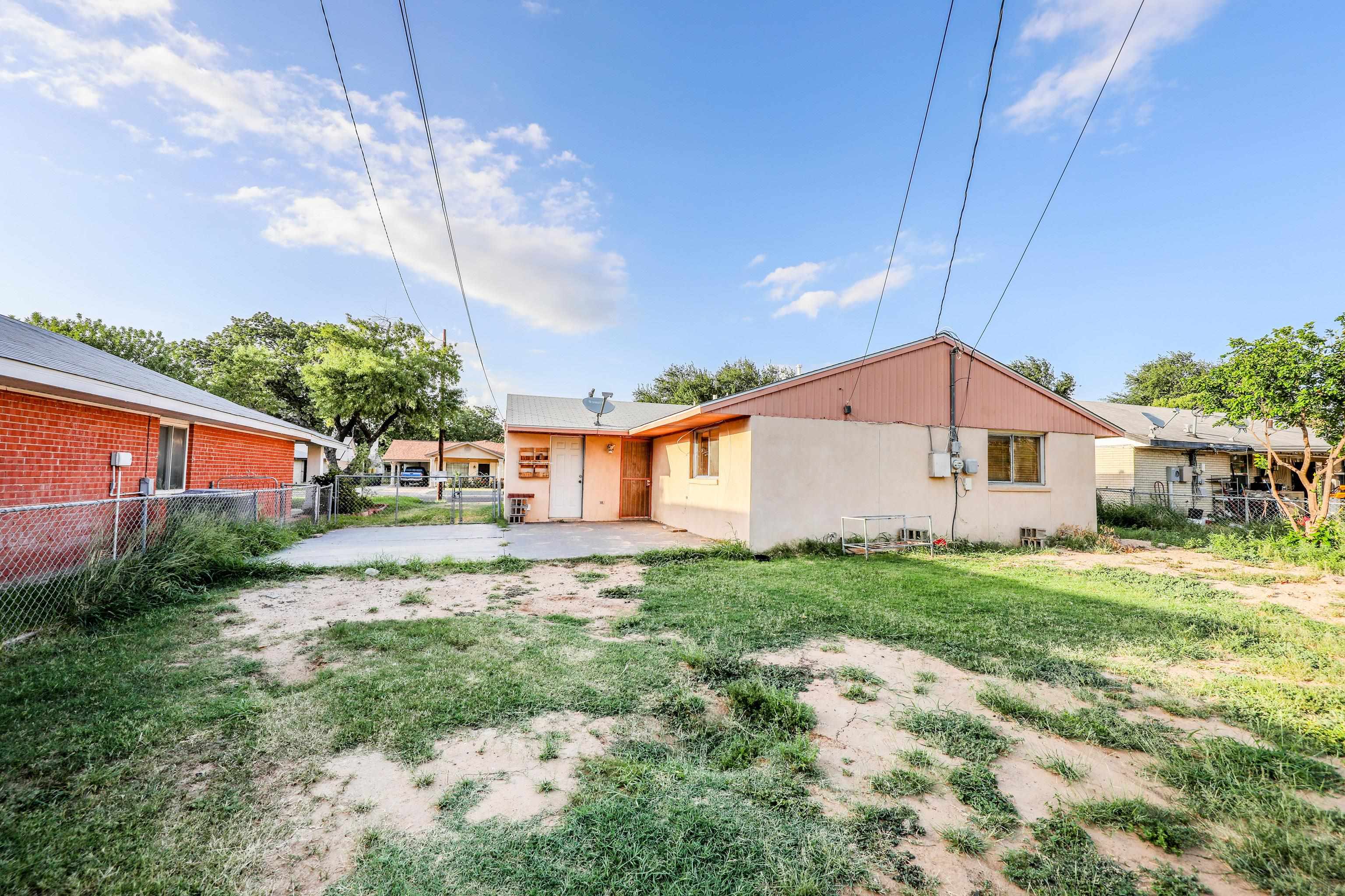 607 Taylor St