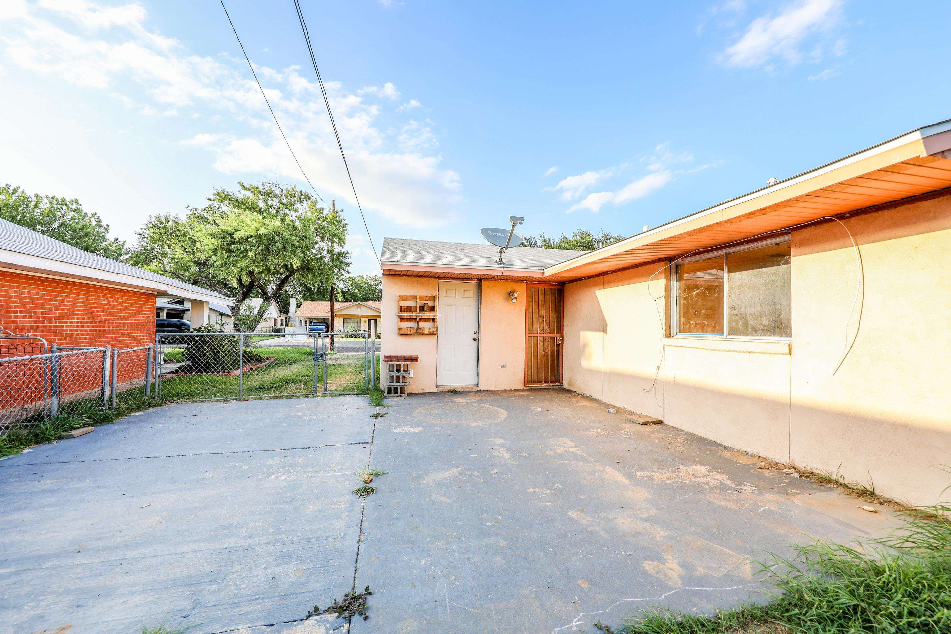 607 Taylor St