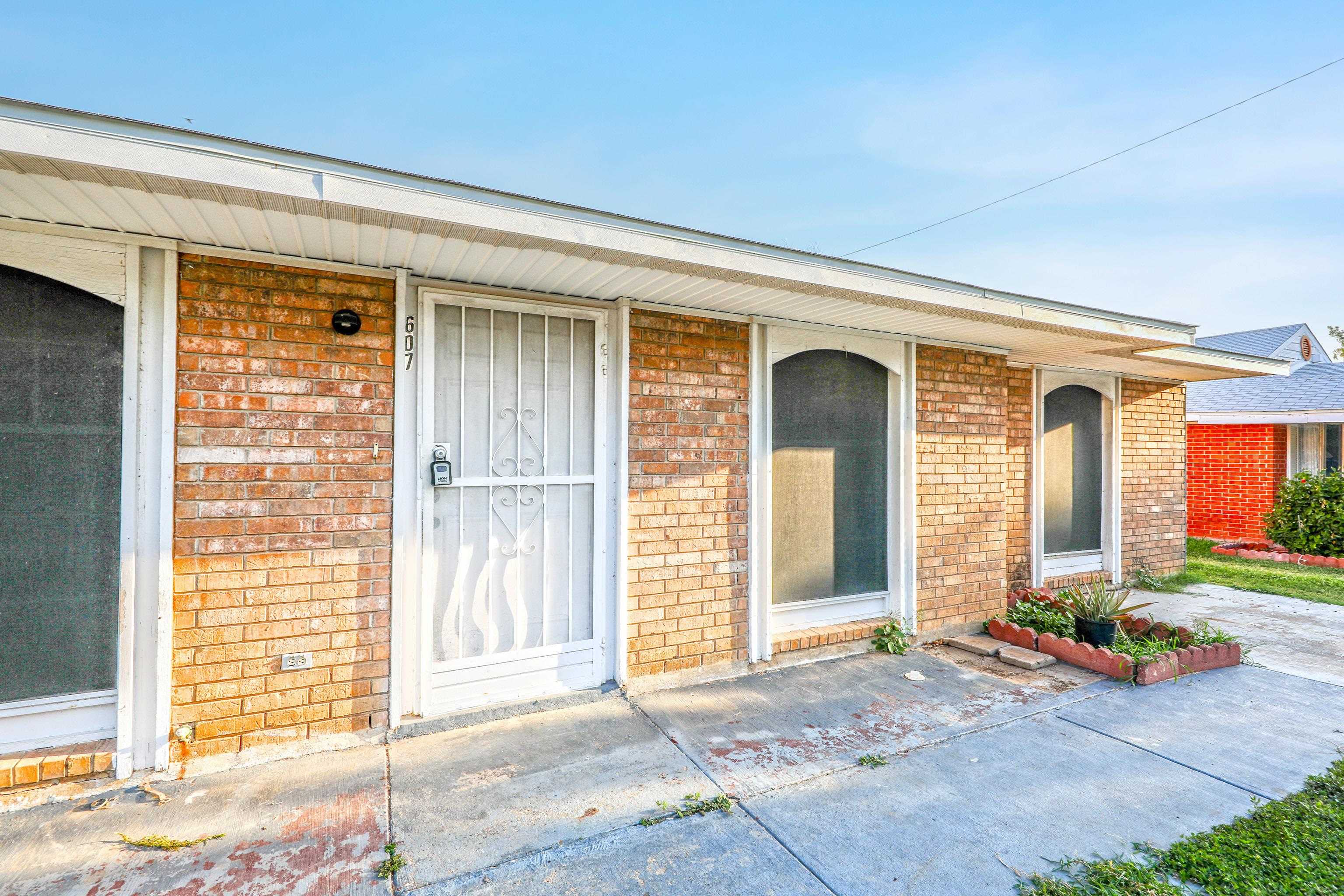 607 Taylor St