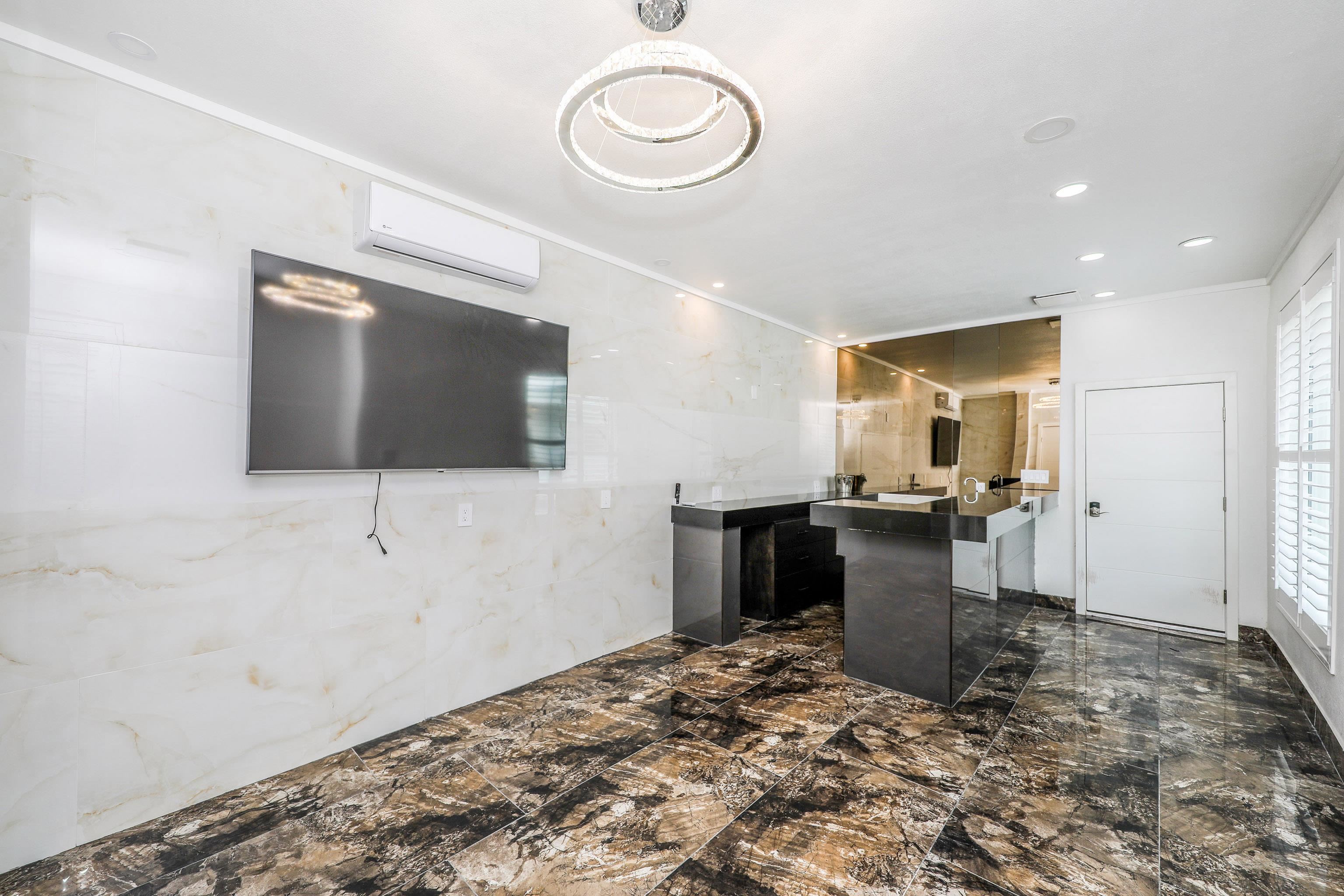 314 Bordeaux Dr