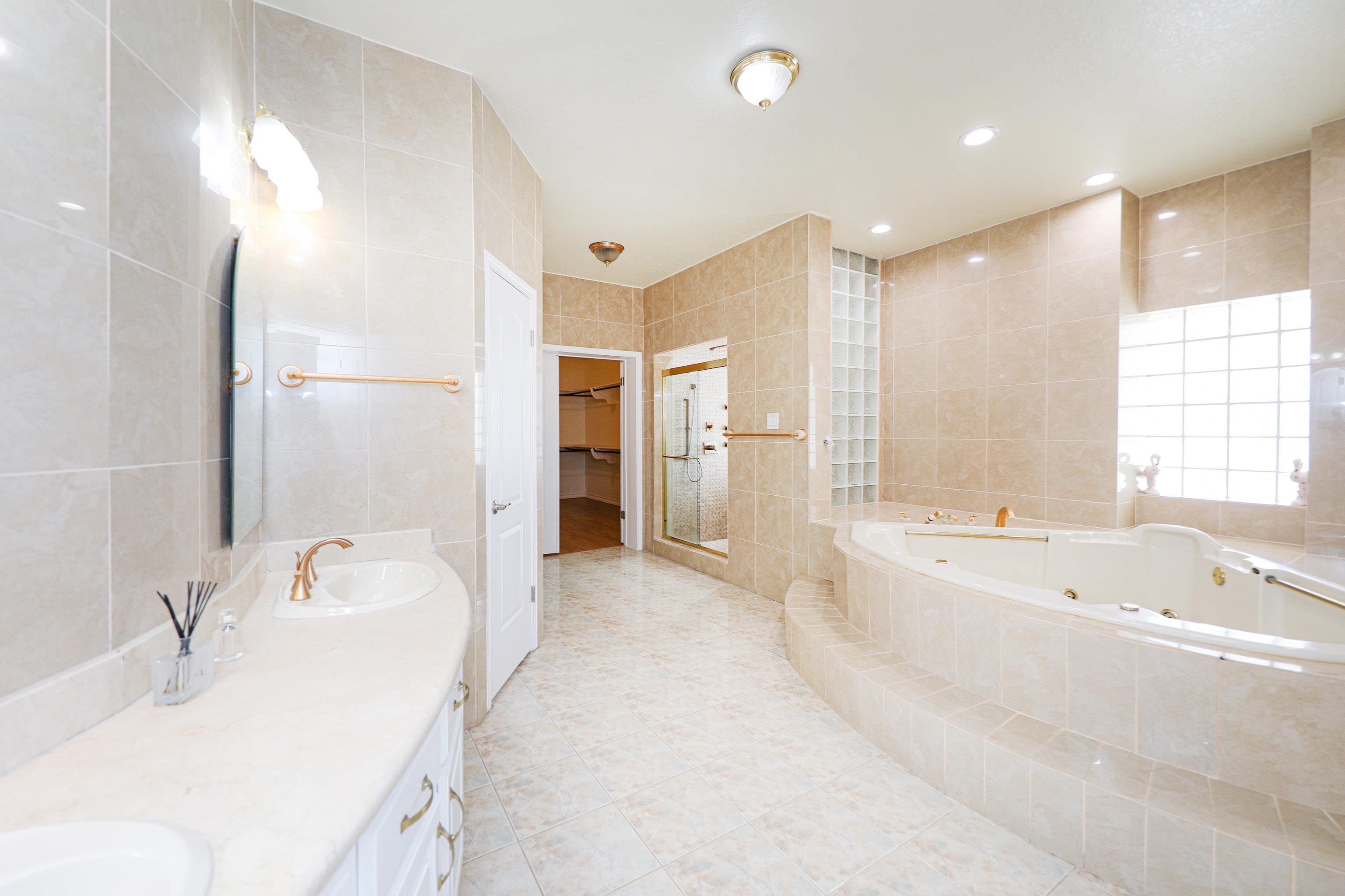 314 Bordeaux Dr