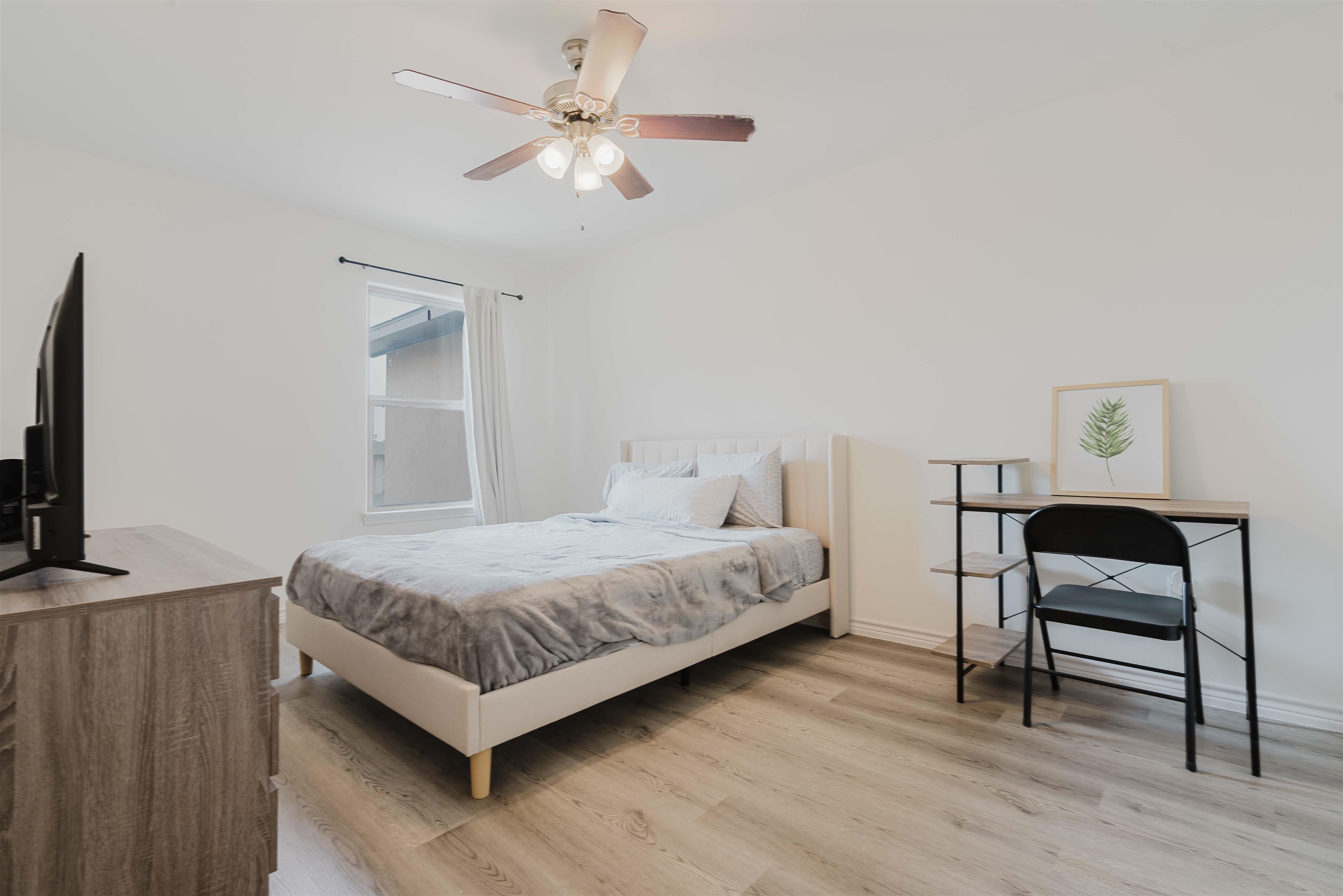 5704 Montevista Dr. Unit: 5704