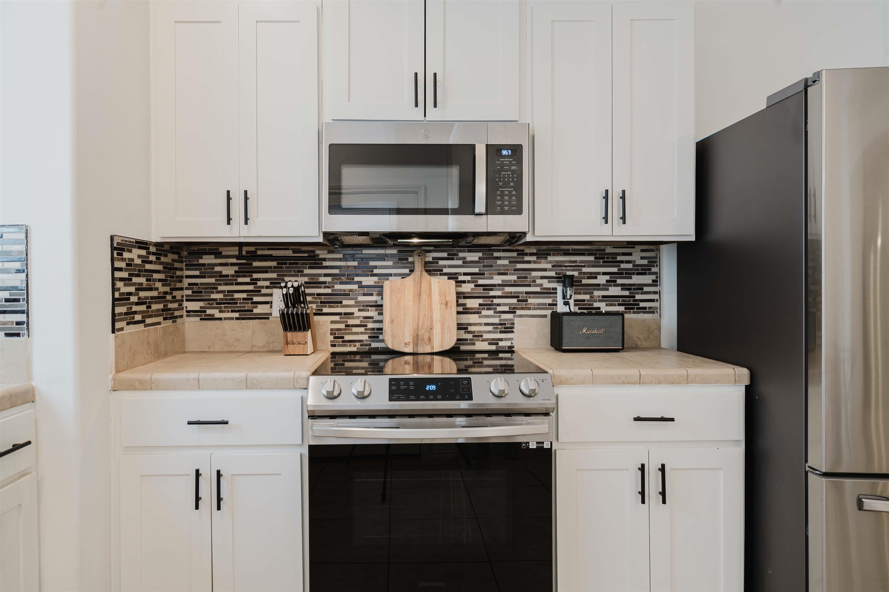 5704 Montevista Dr. Unit: 5704