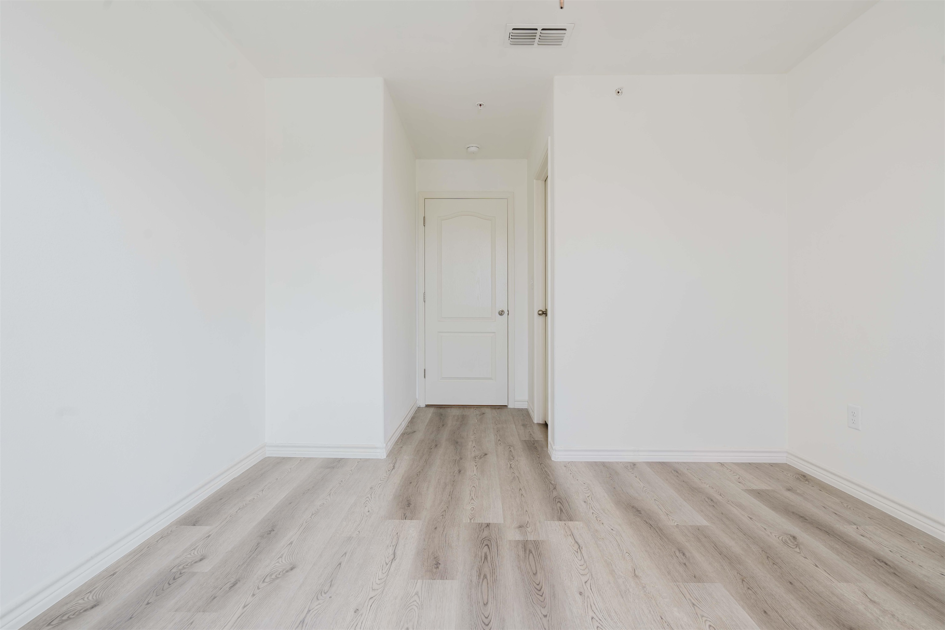 5704 Montevista Dr. Unit: 5704