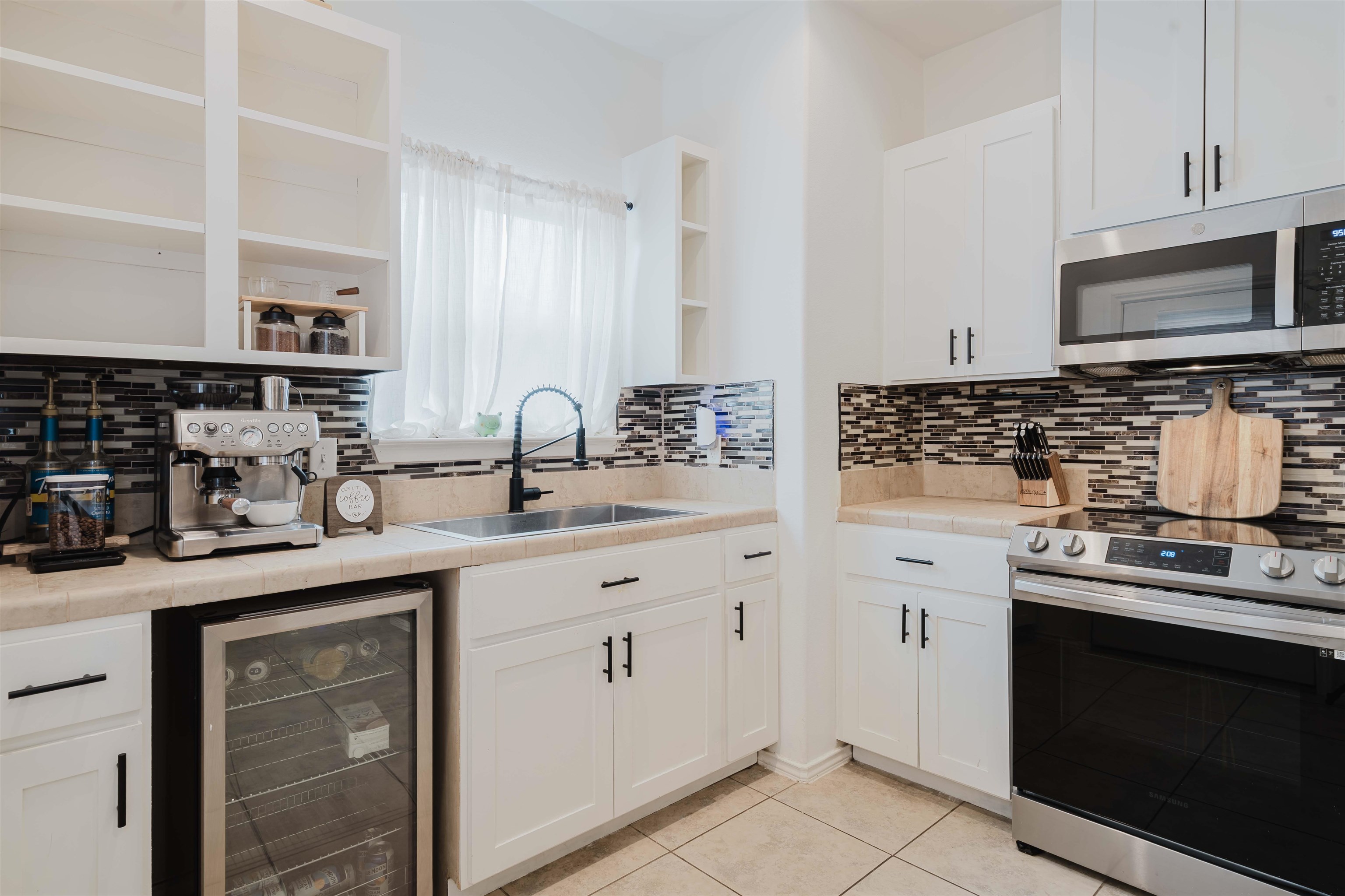 5704 Montevista Dr. Unit: 5704