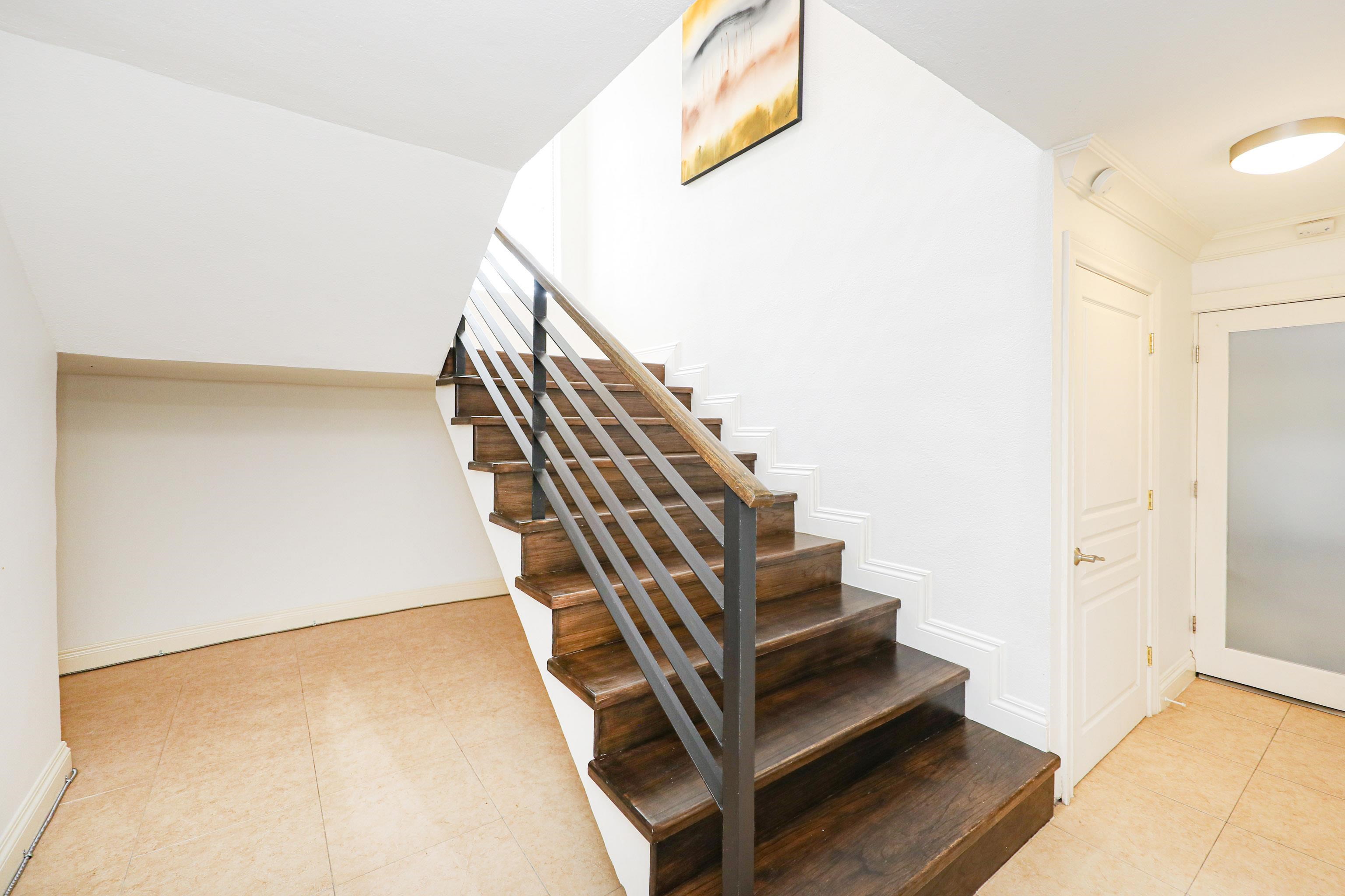 215 St Julien Dr