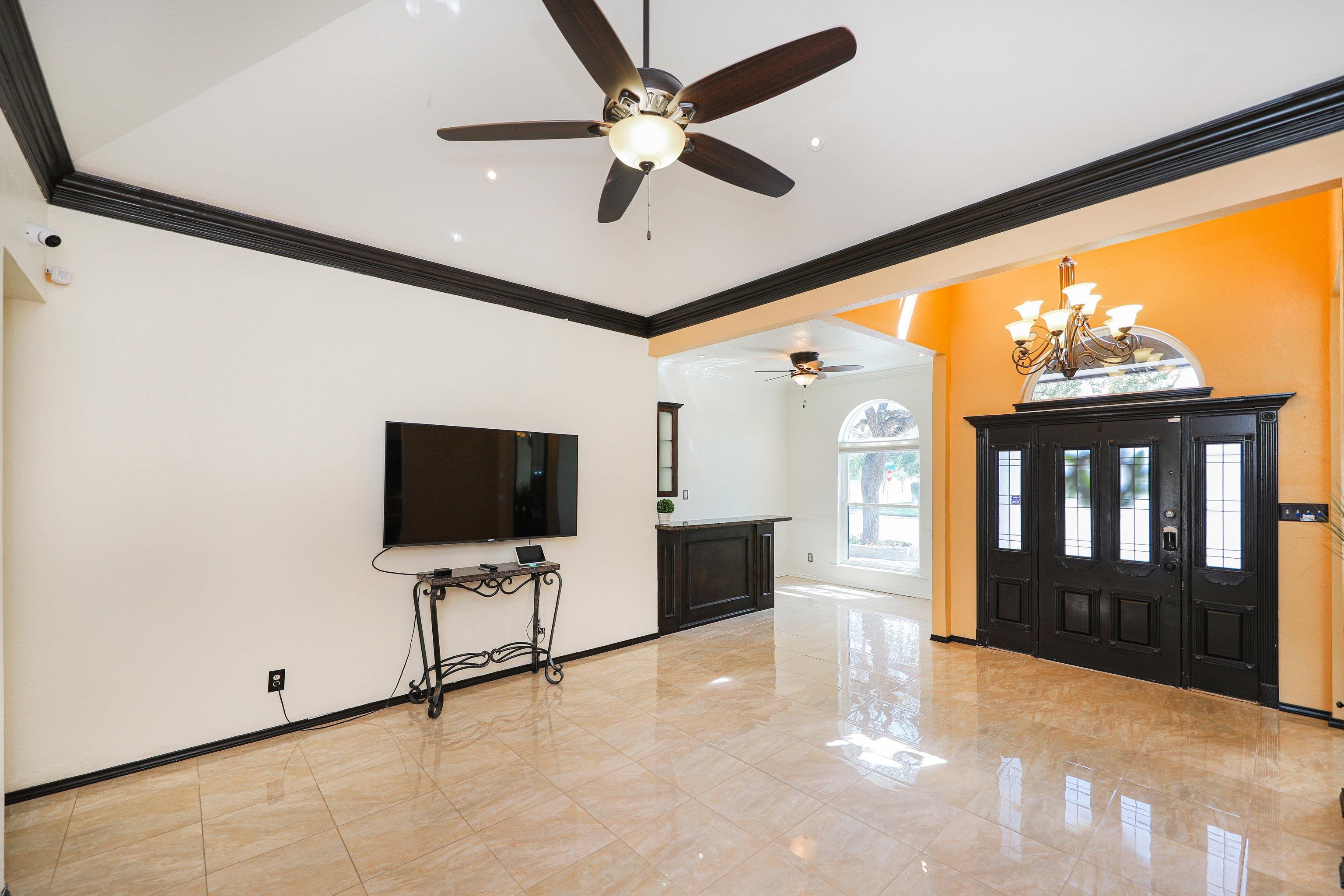 1010 Faldo Dr
