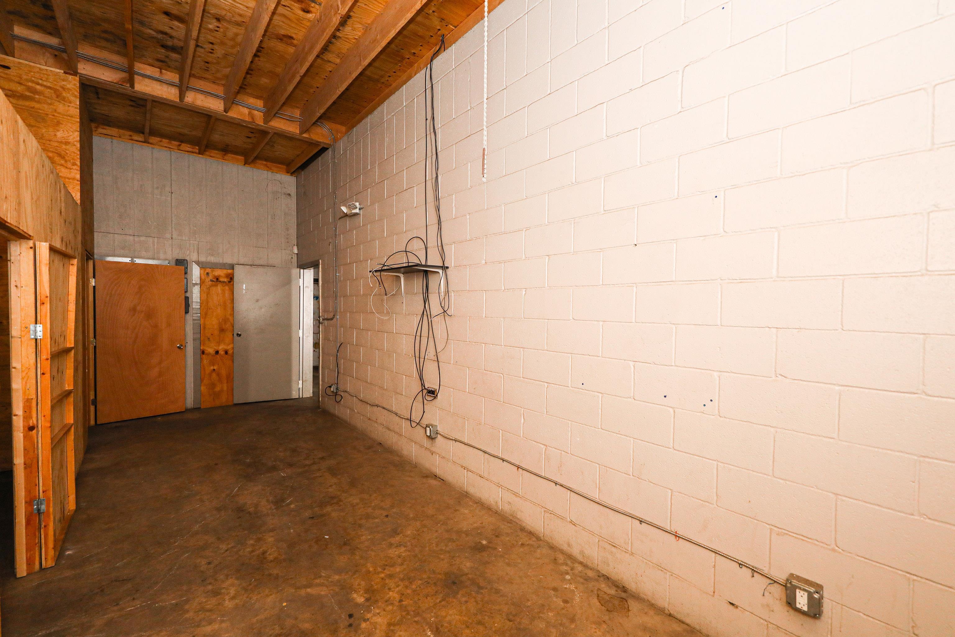 5802 McPherson Rd Unit: Rear