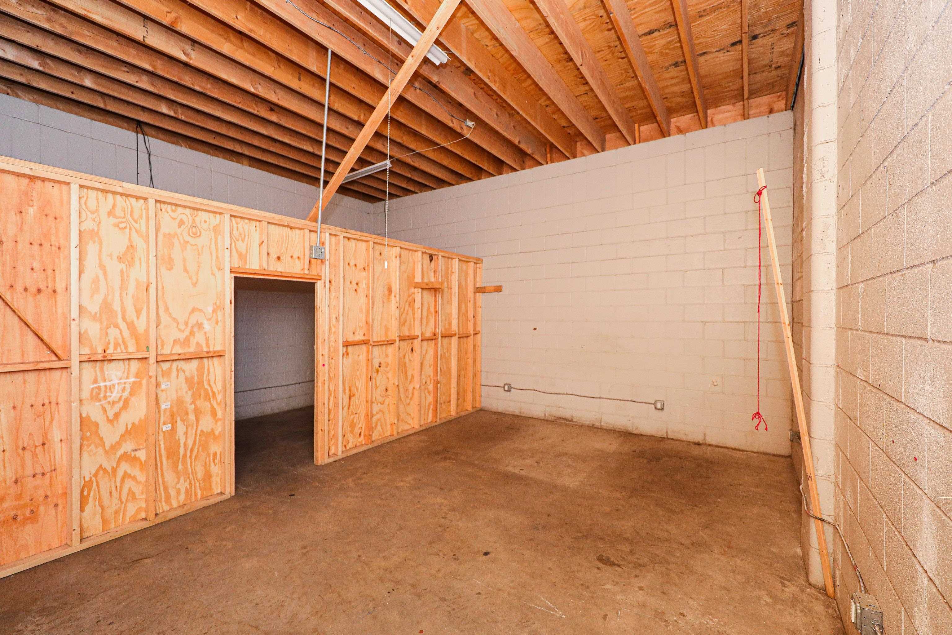 5802 McPherson Rd Unit: Rear