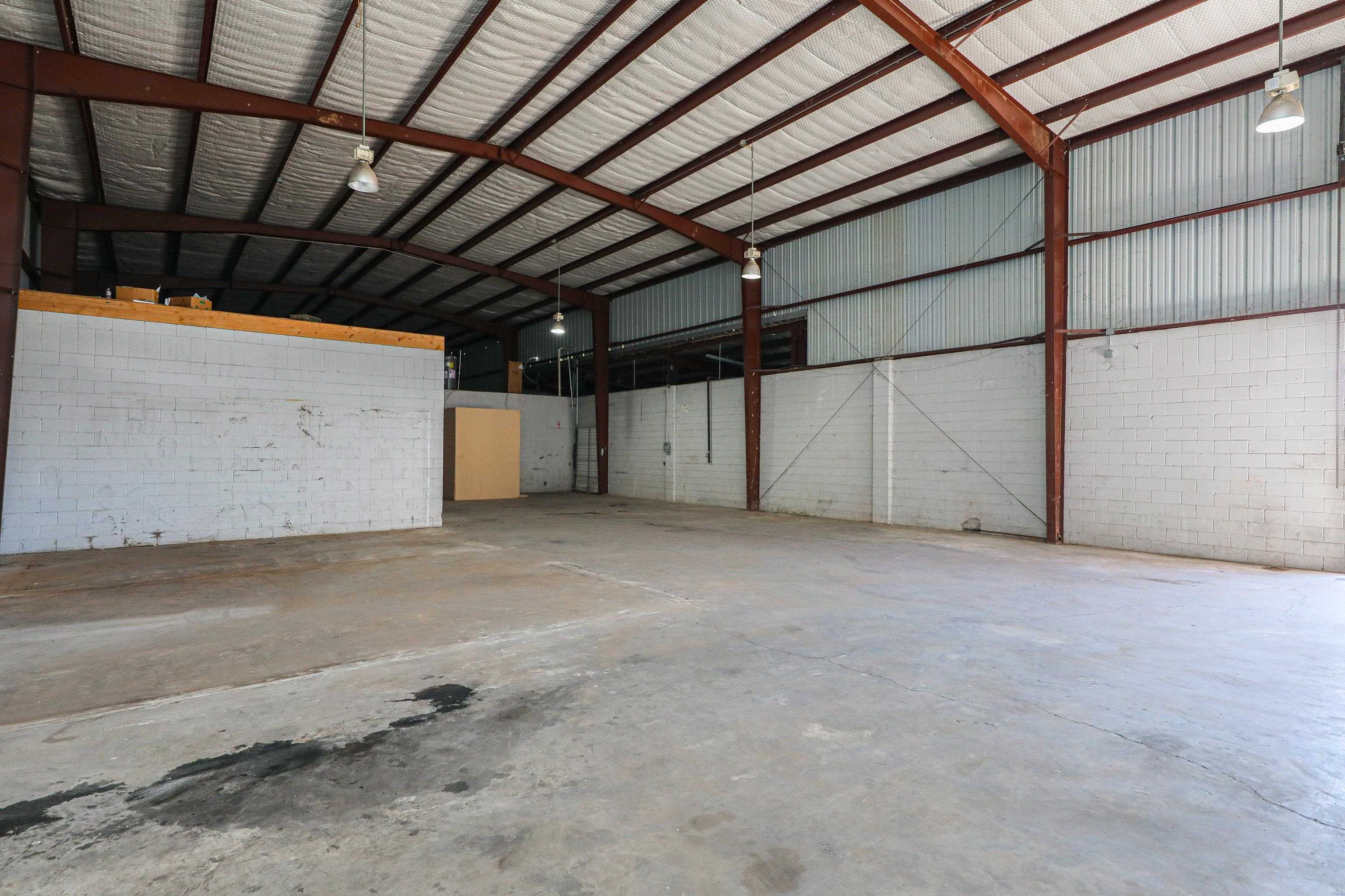 5802 McPherson Rd Unit: Rear