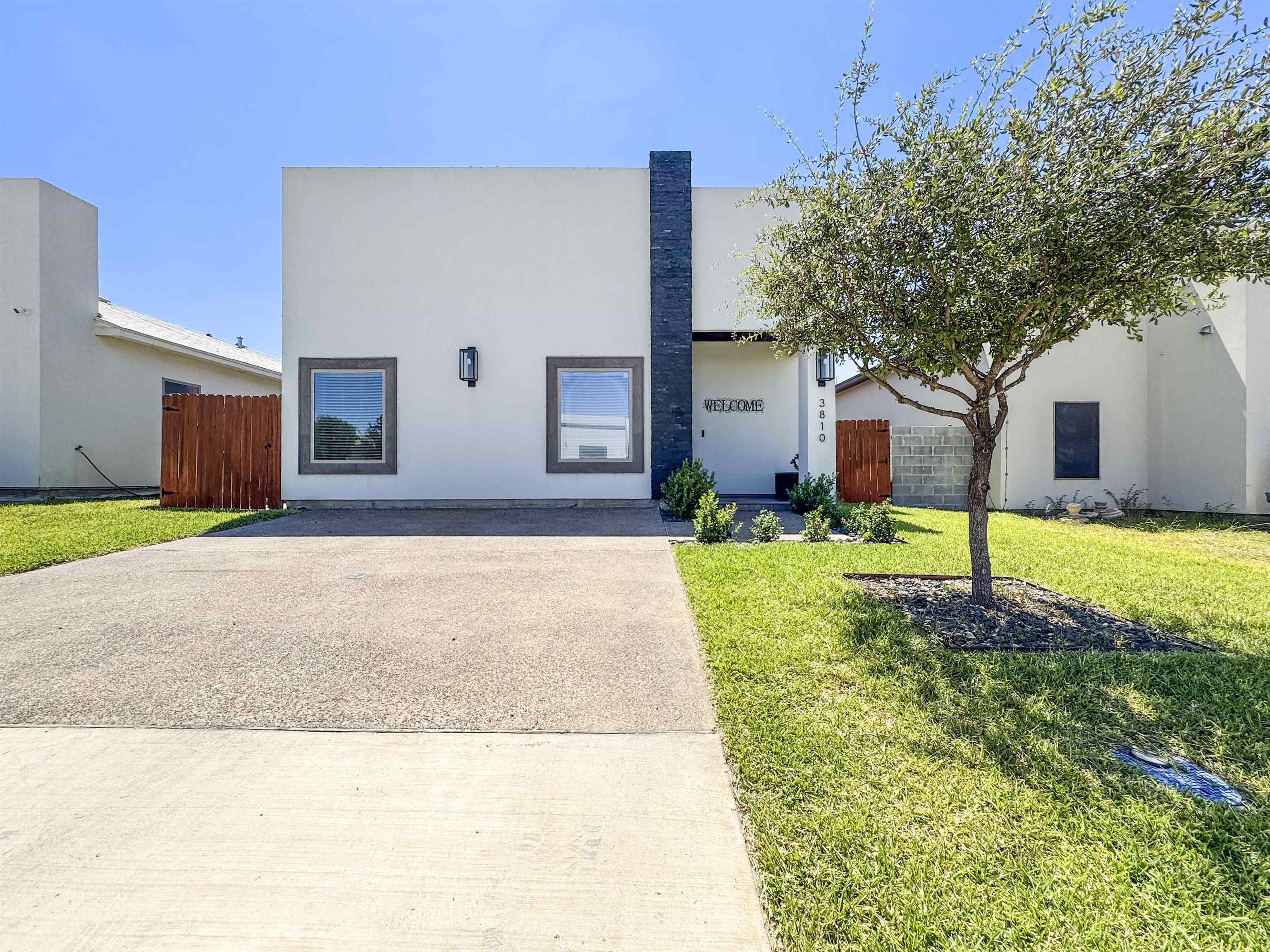 3810 Gia St.