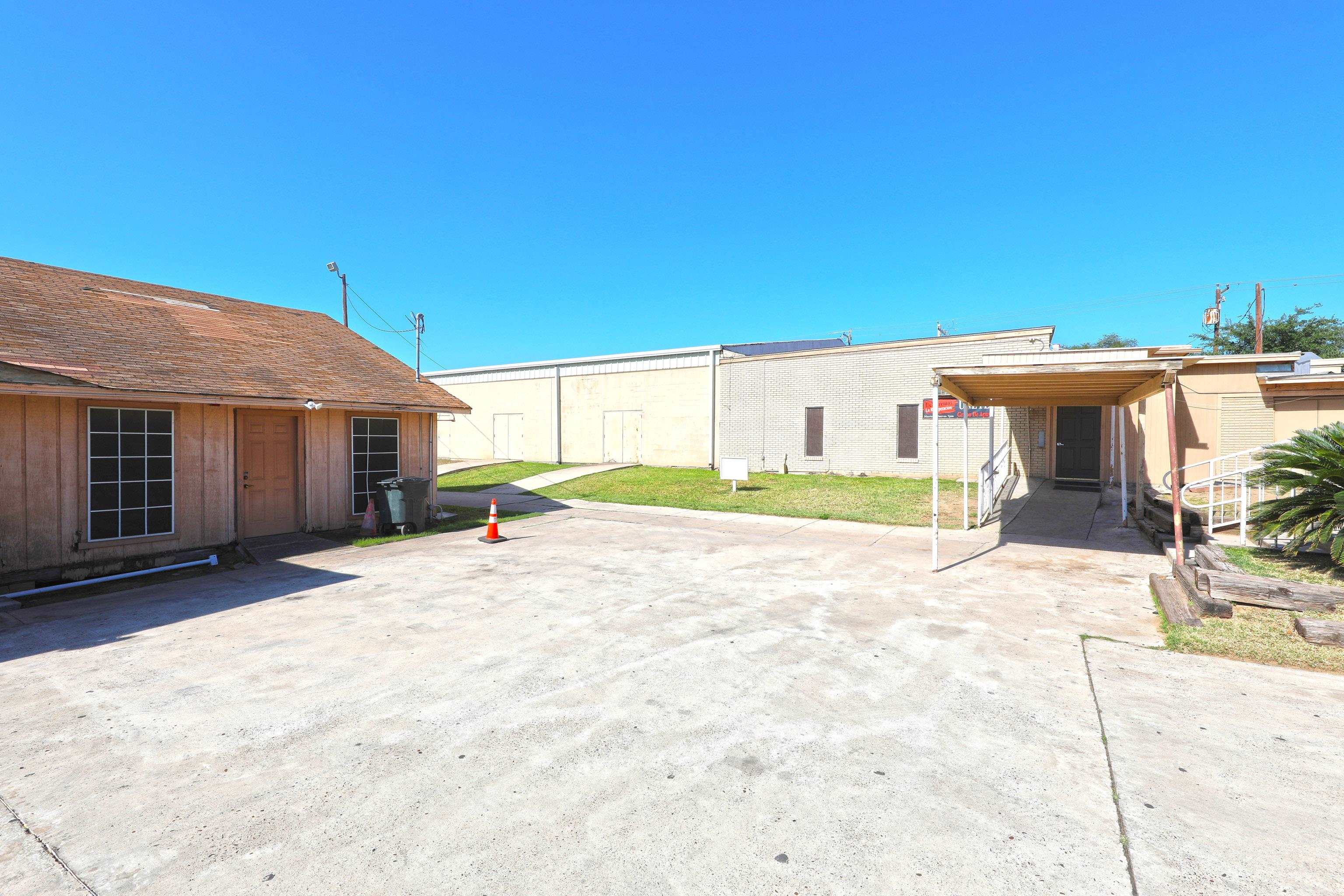 1600 Clark Blvd