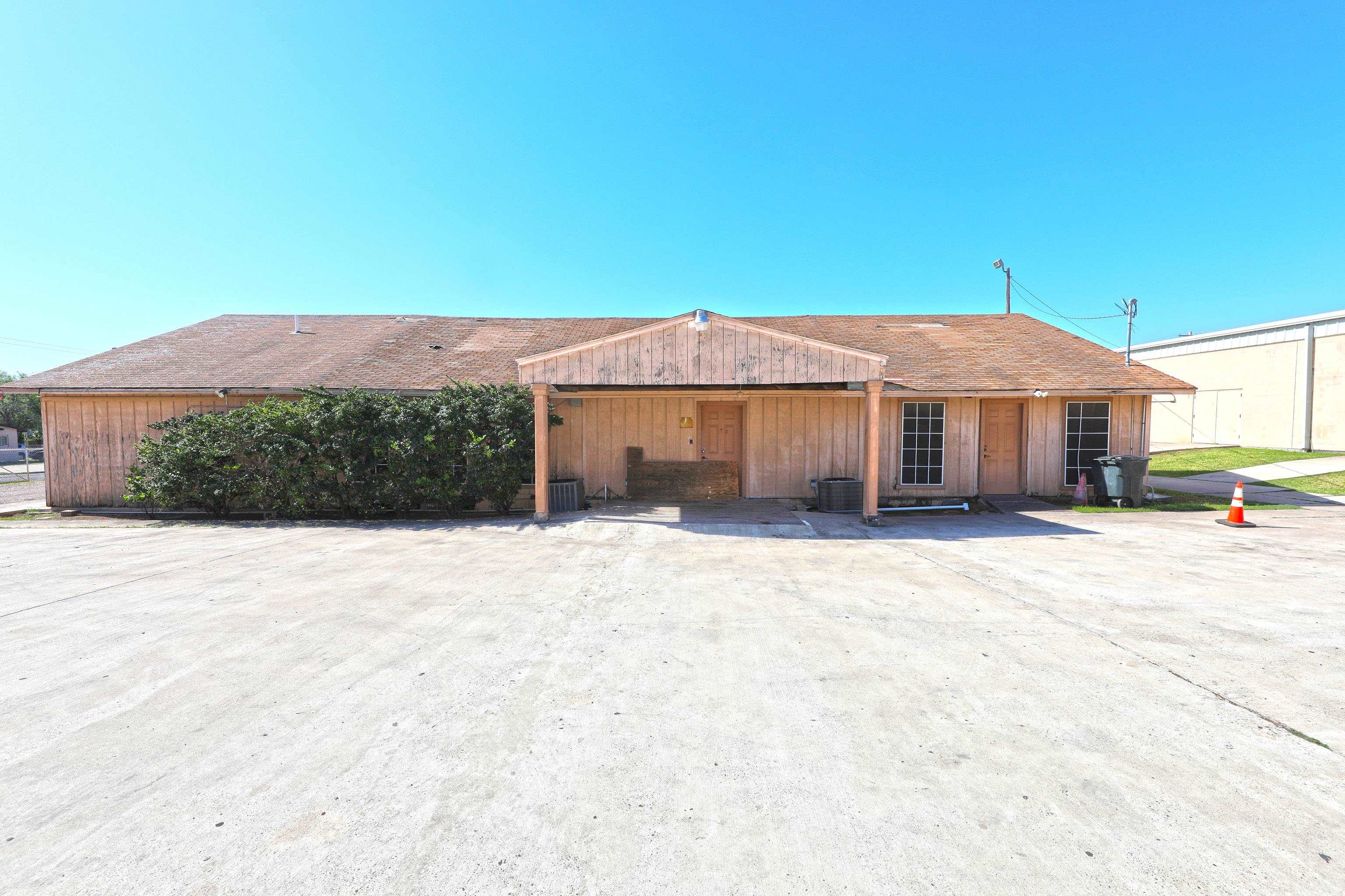 1600 Clark Blvd