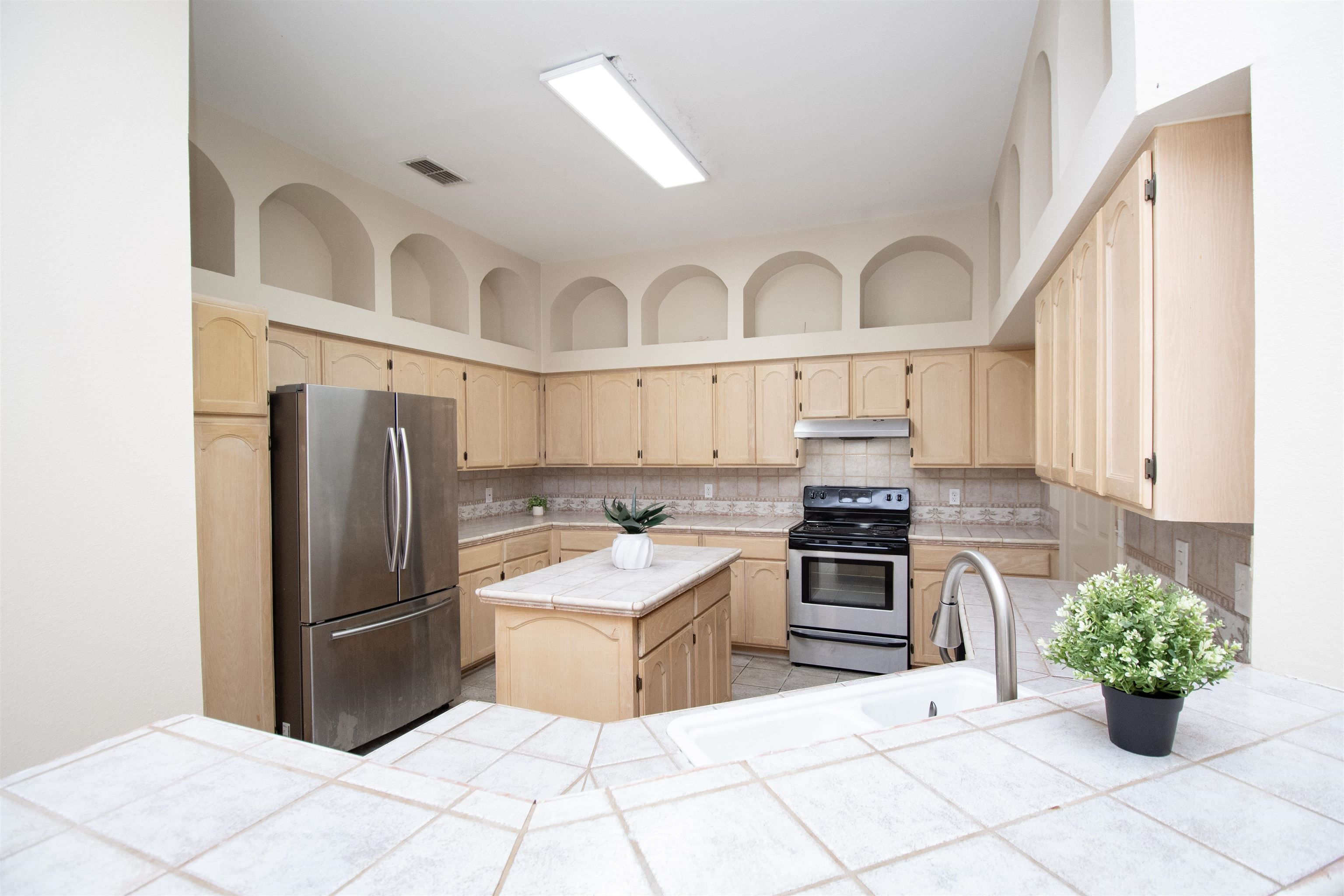 3003 Edgefield Ct